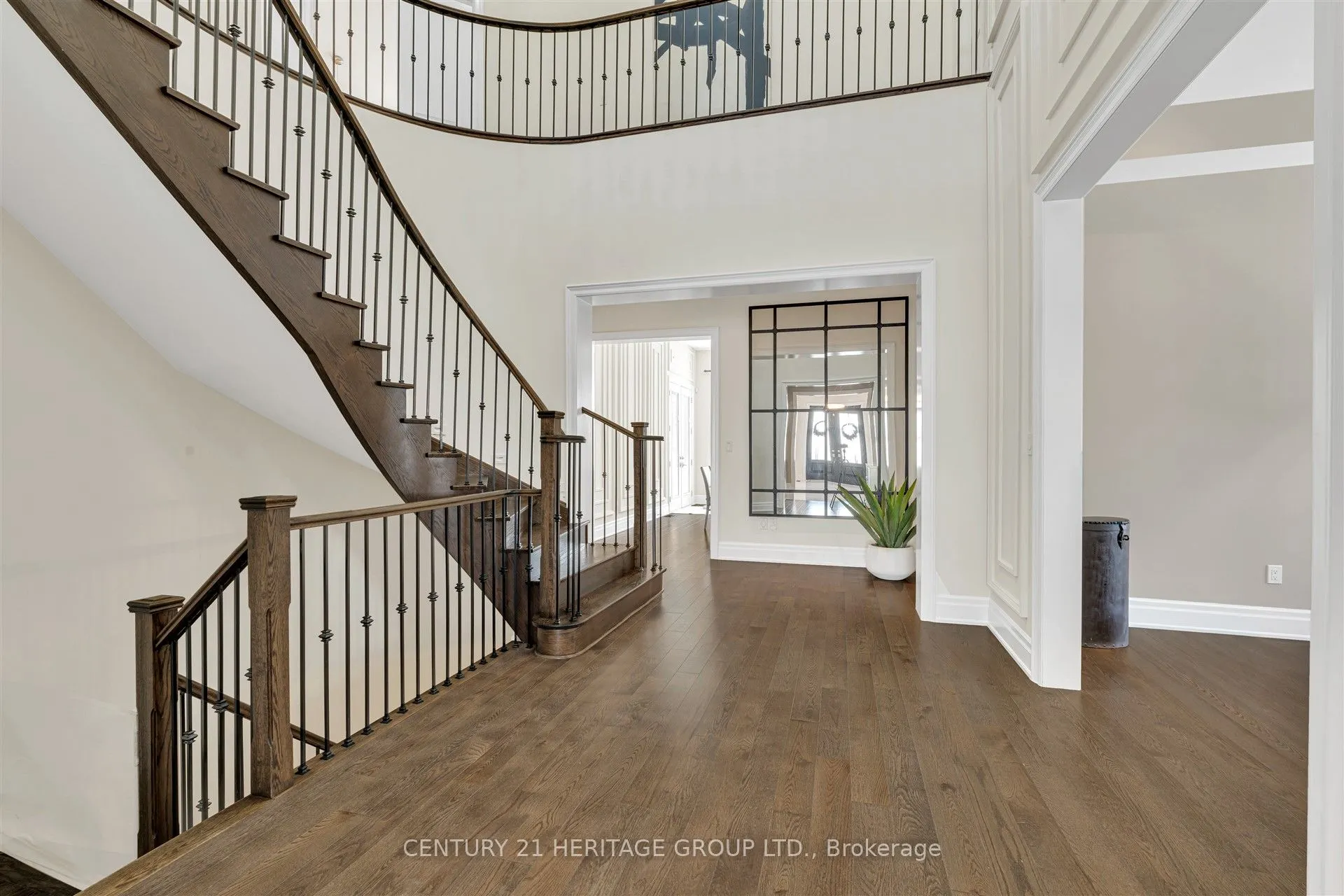 43 Sir Henry Court
