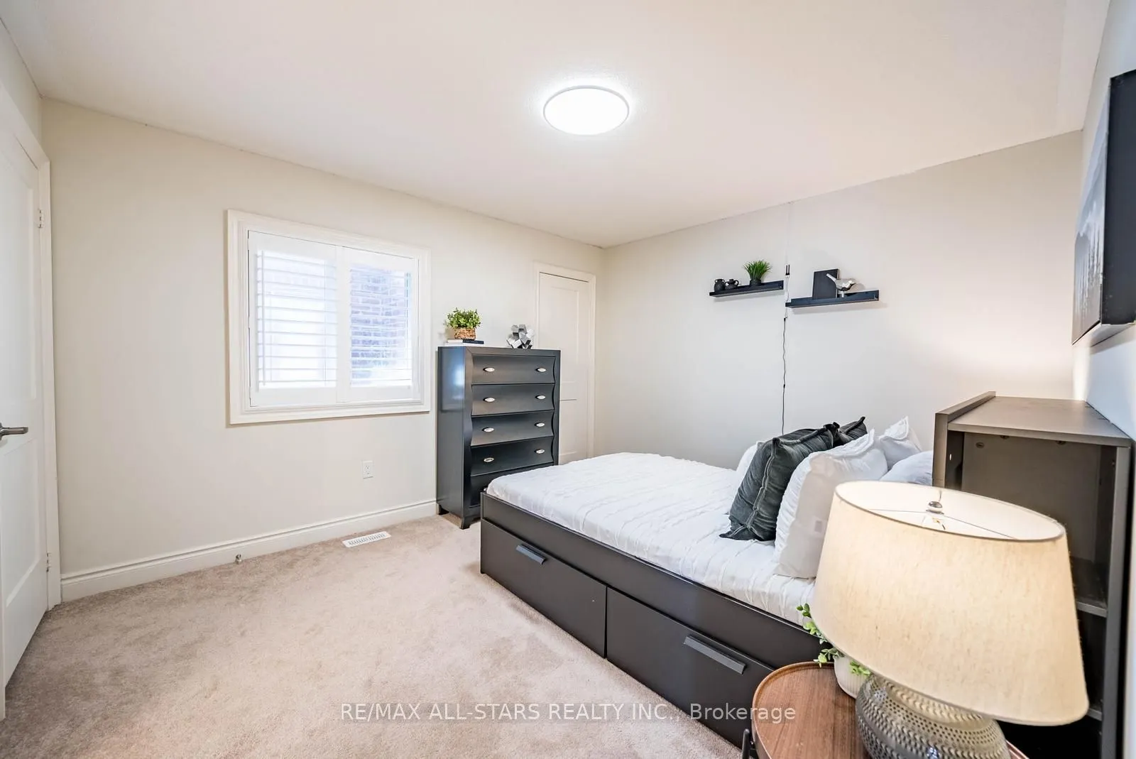 170 Fallharvest Way