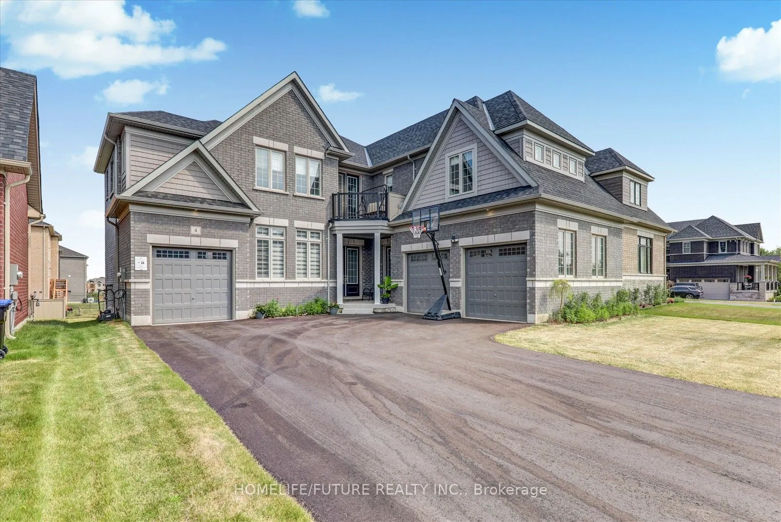 4 Emerald Grove