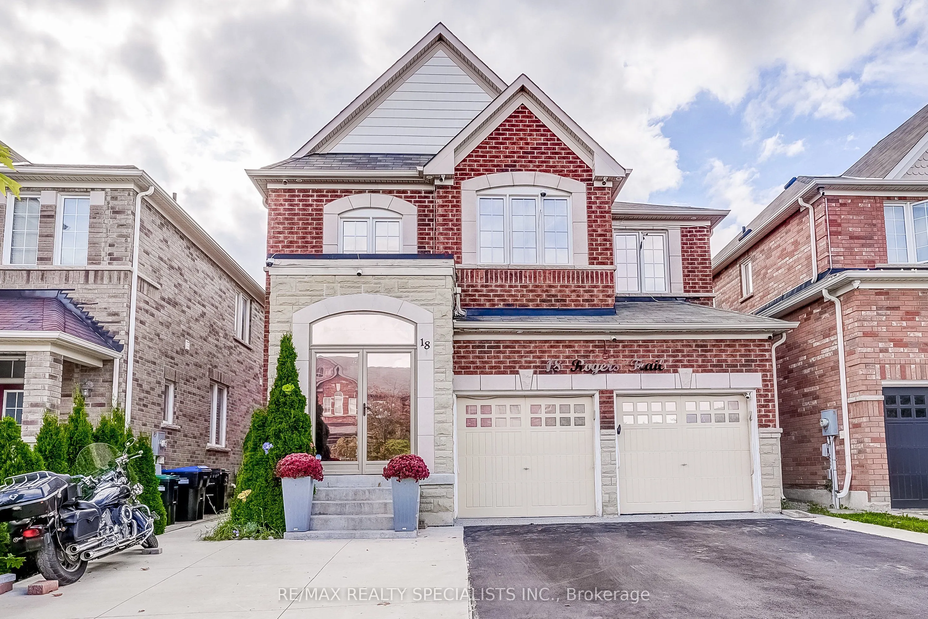 18 Rogers Trail