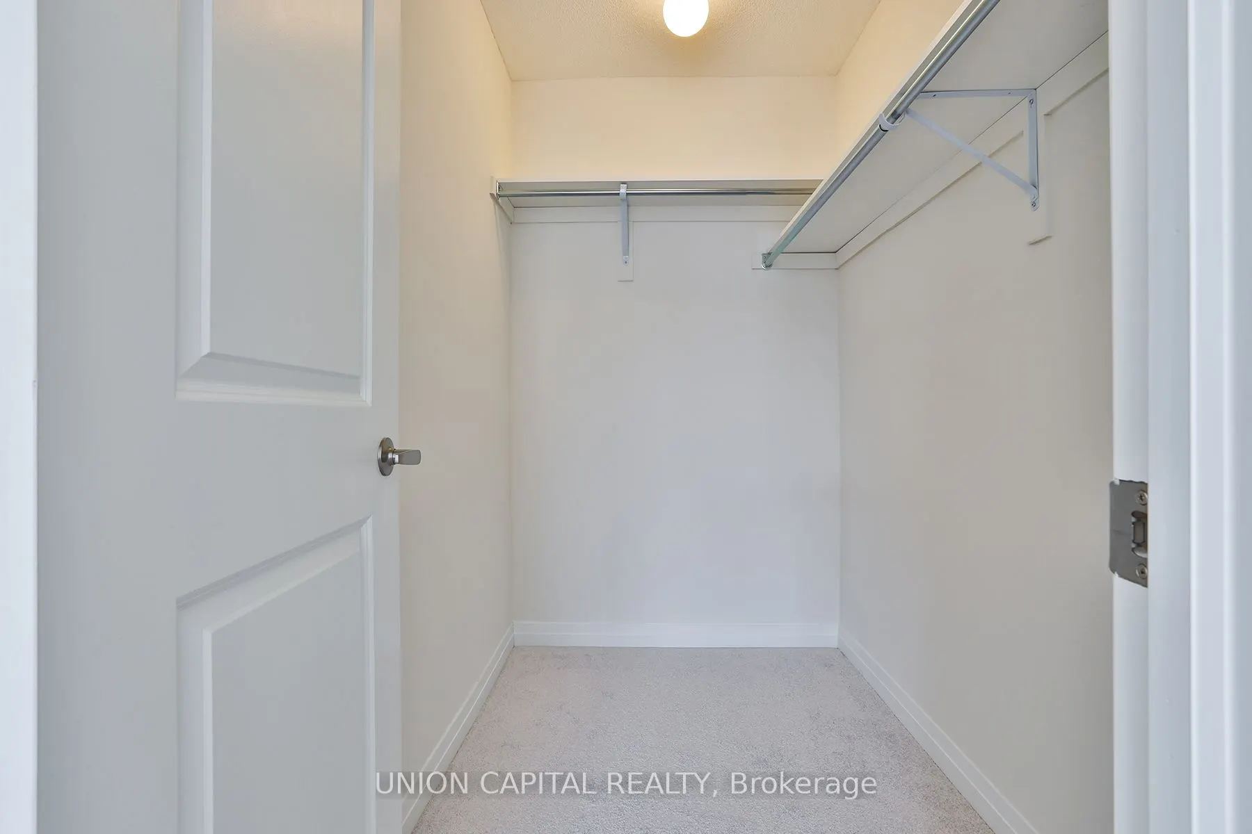 5 Sissons Way