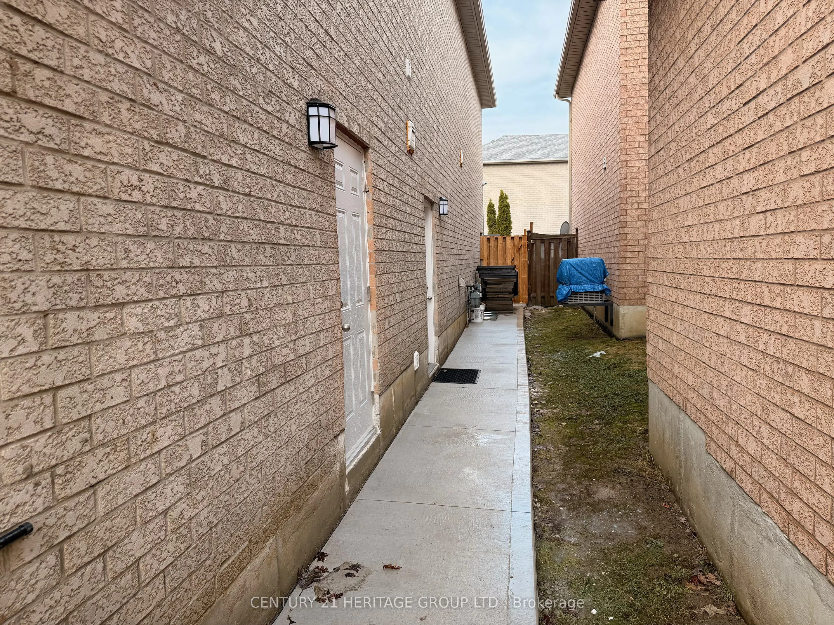 118 Sunridge Street