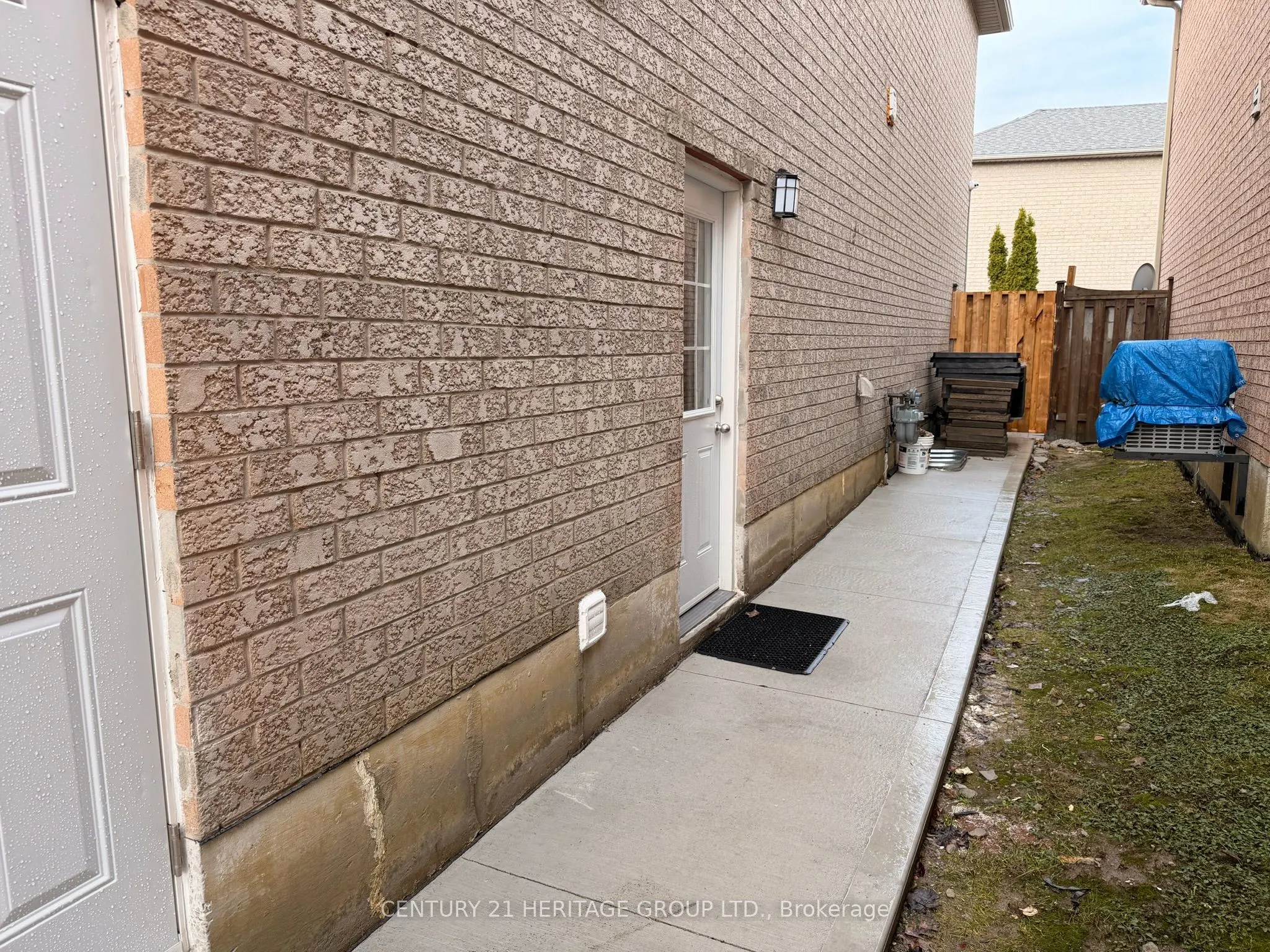 118 Sunridge Street