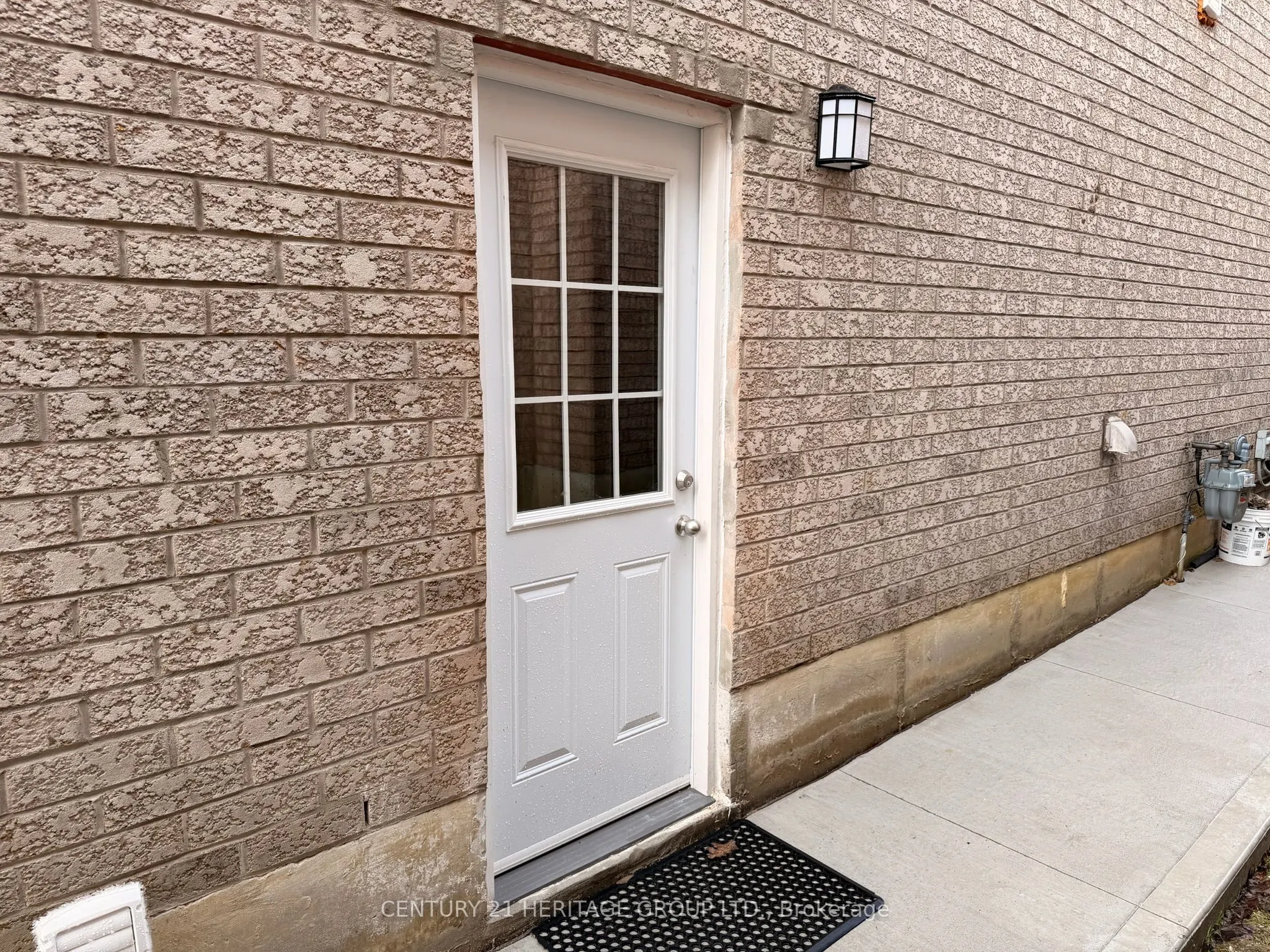 118 Sunridge Street