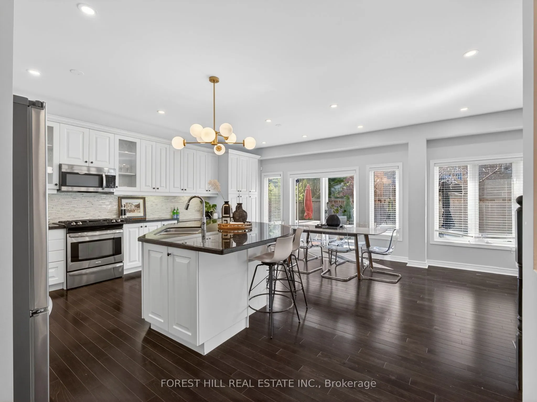 12 Wallenberg Drive
