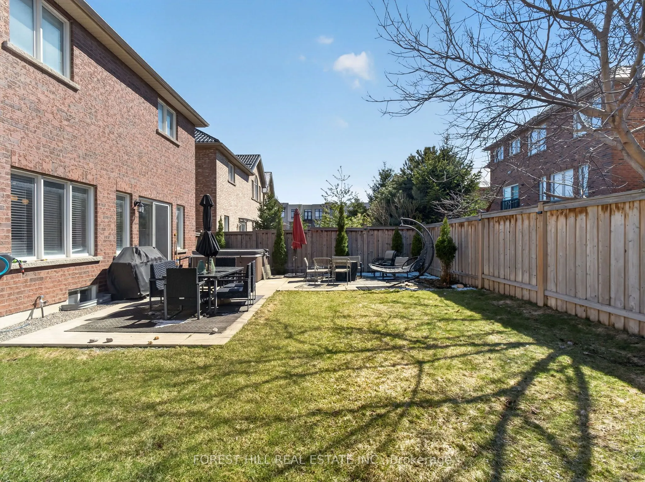 12 Wallenberg Drive