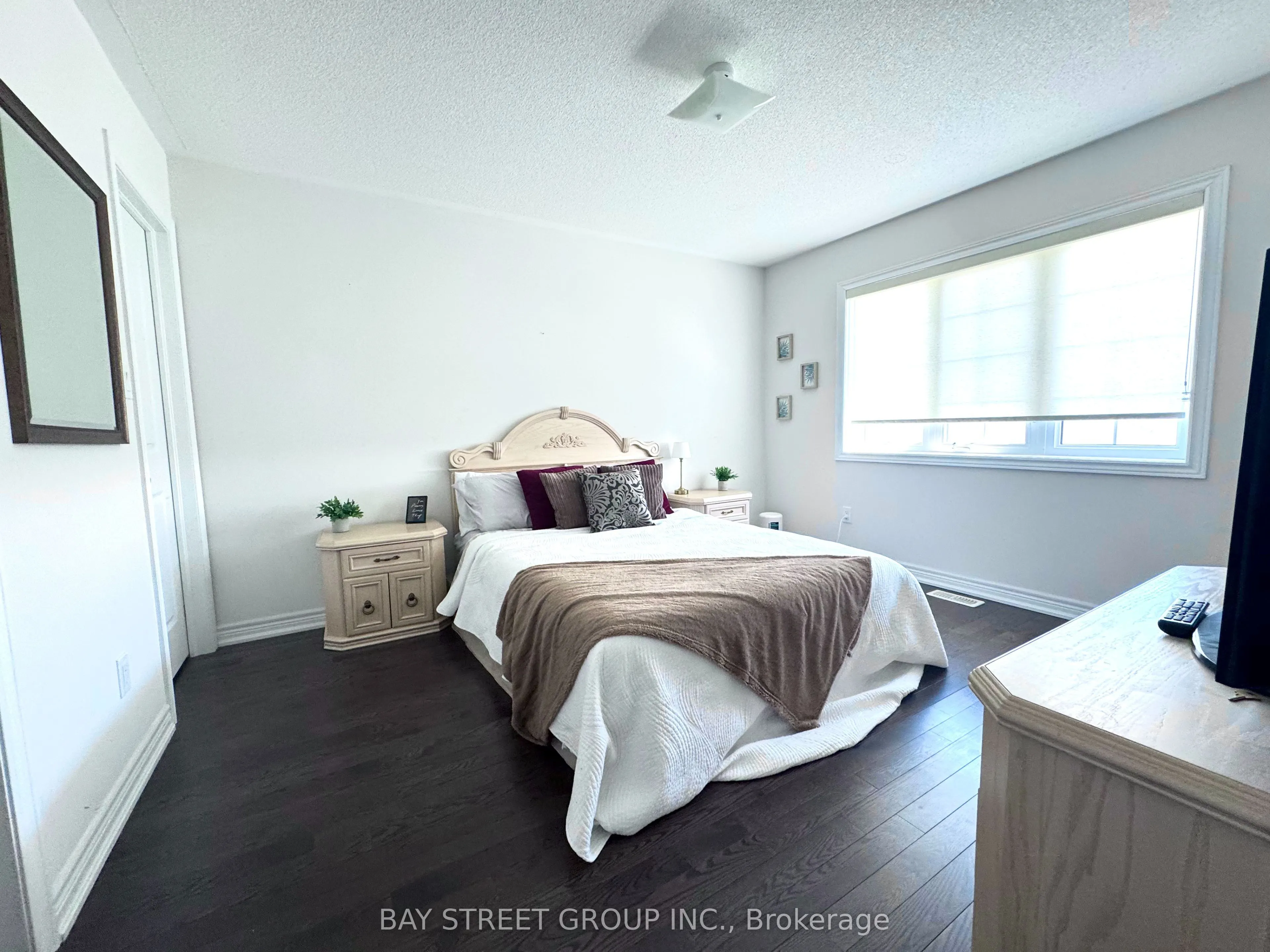 1003 Green Street