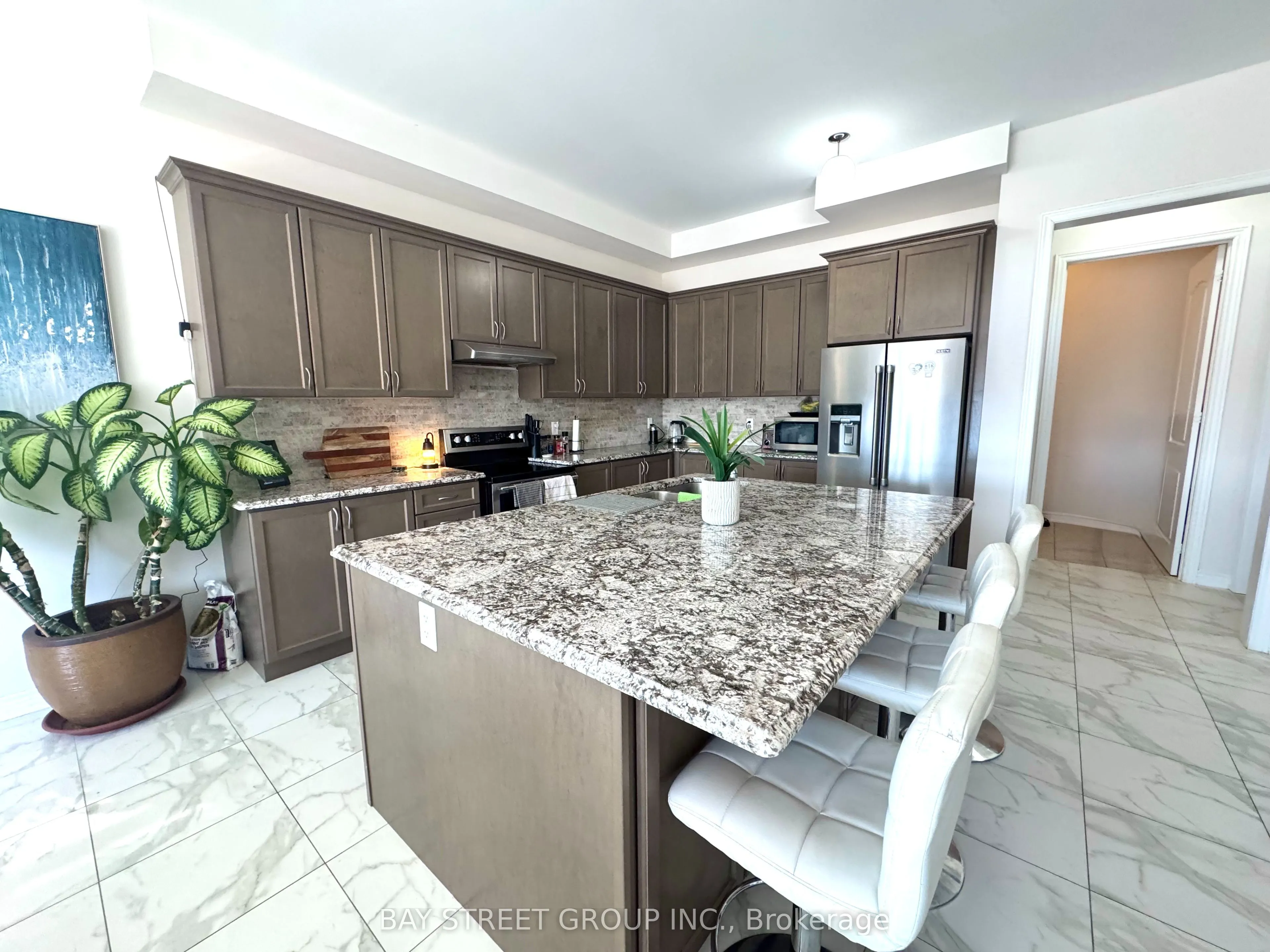 1003 Green Street