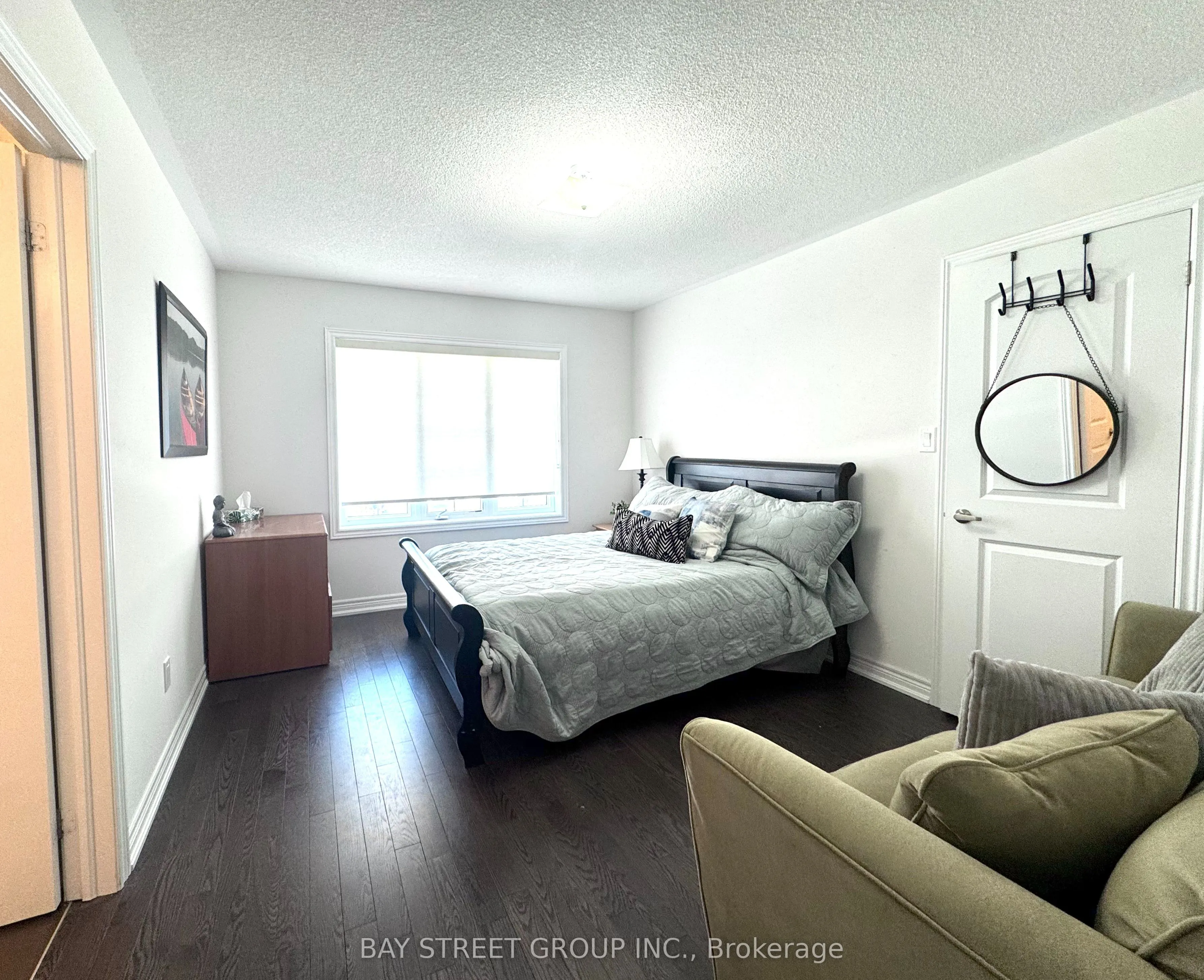 1003 Green Street