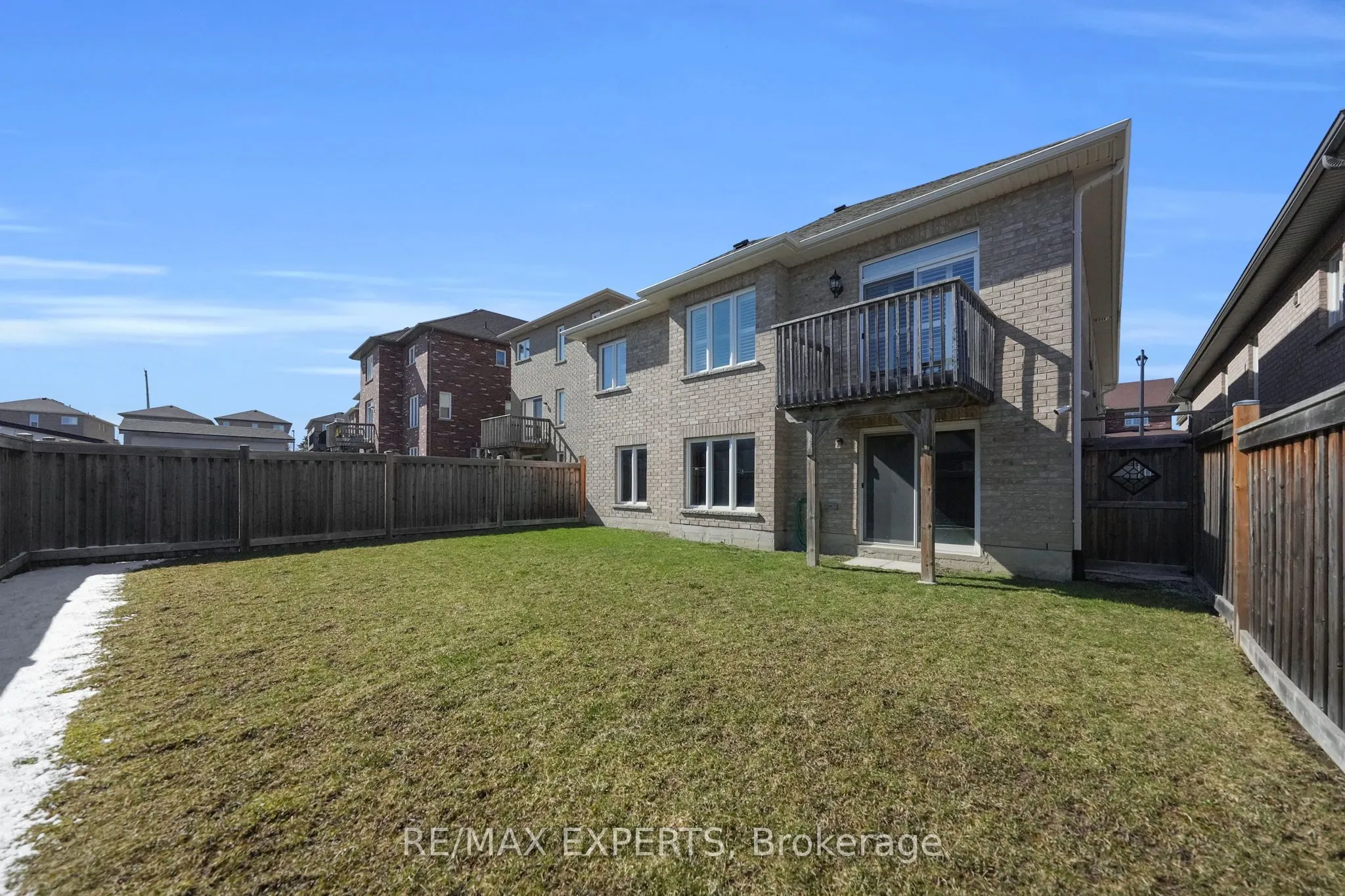 57 Hopkins Crescent N