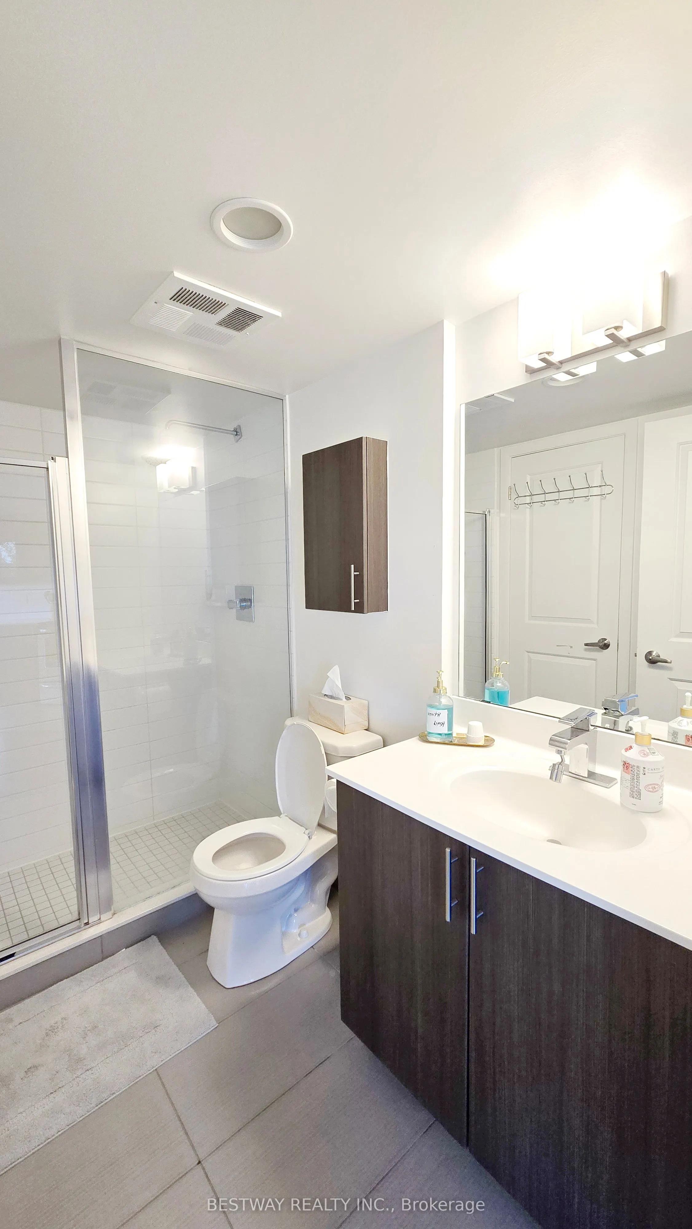 75 Norman Bethune Avenue #208
