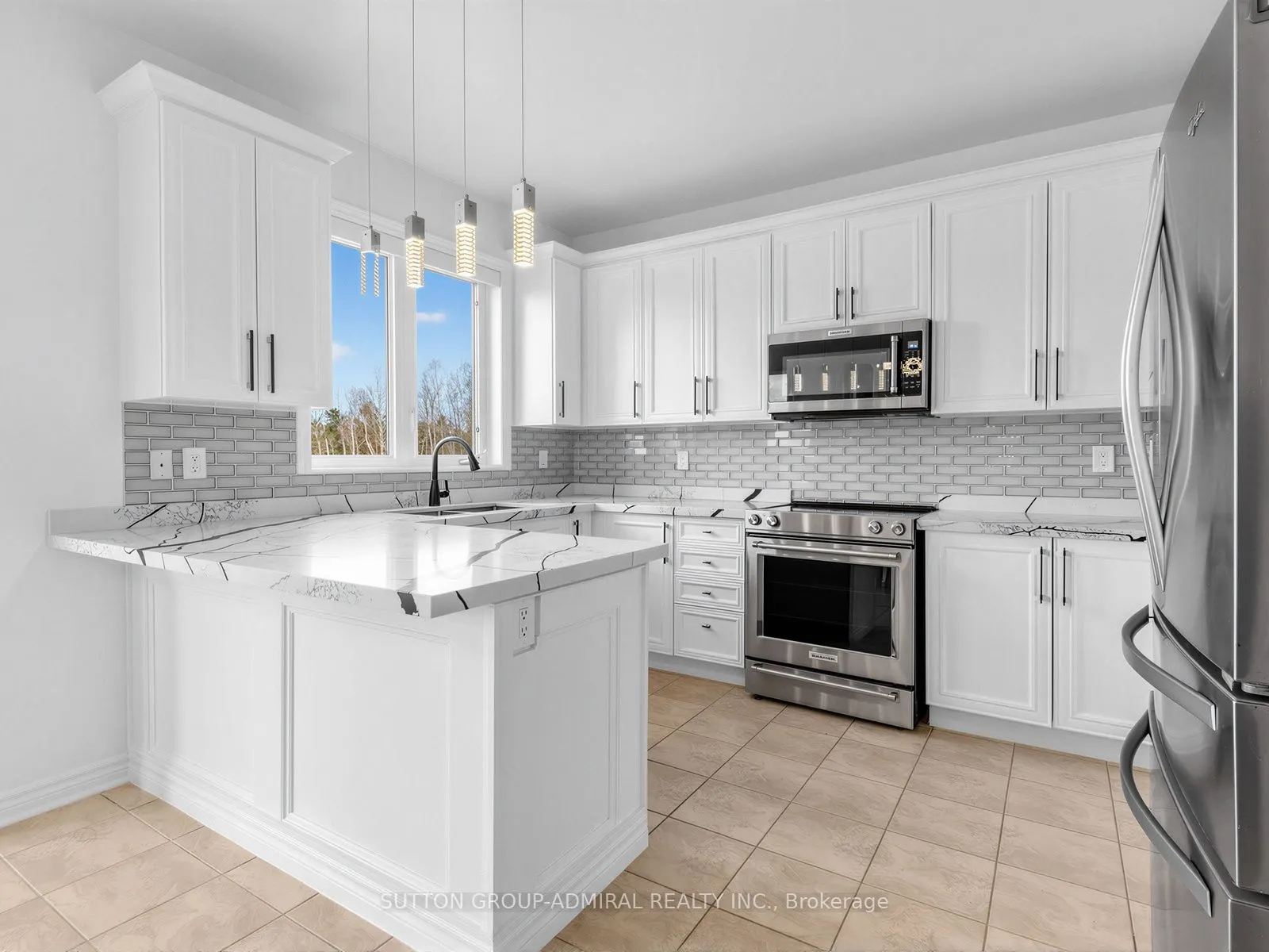 96 Mount Crescent