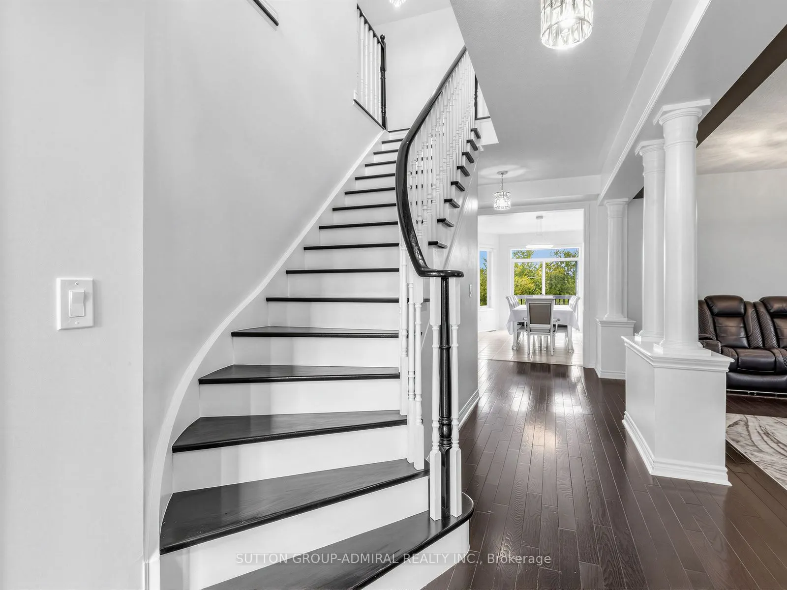 96 Mount Crescent