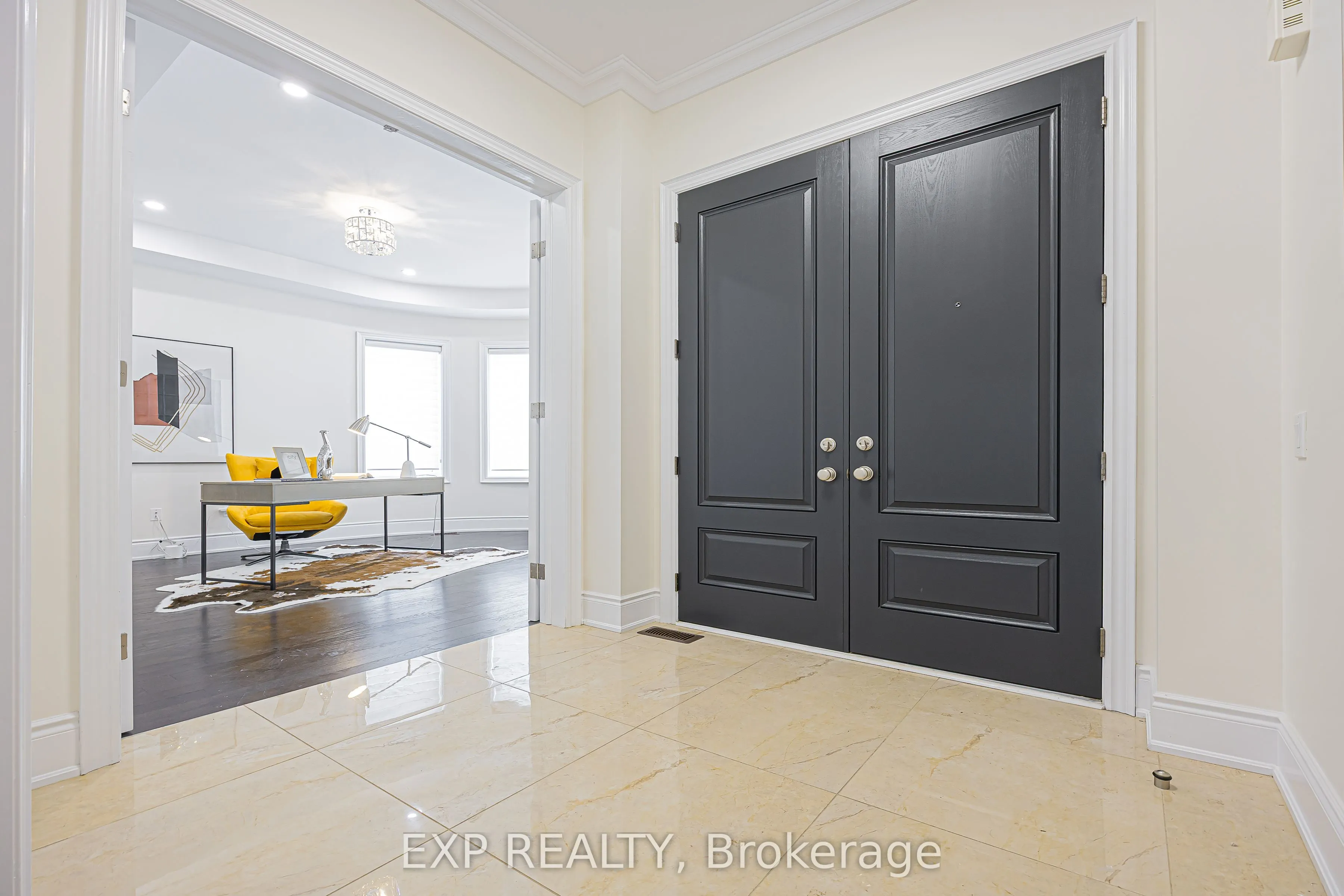 95 Chesney Crescent