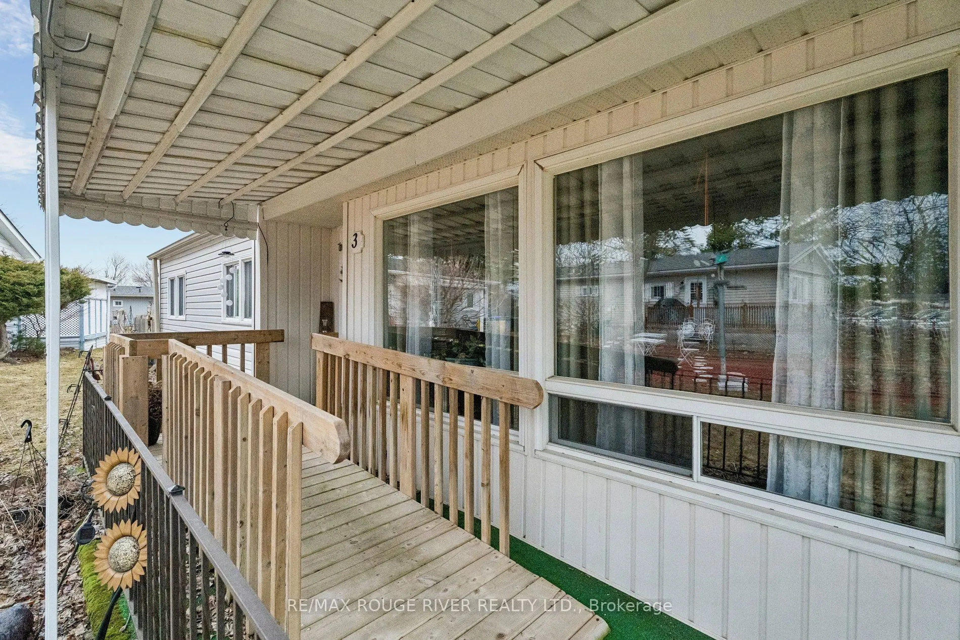 35 Hawthorne Drive
