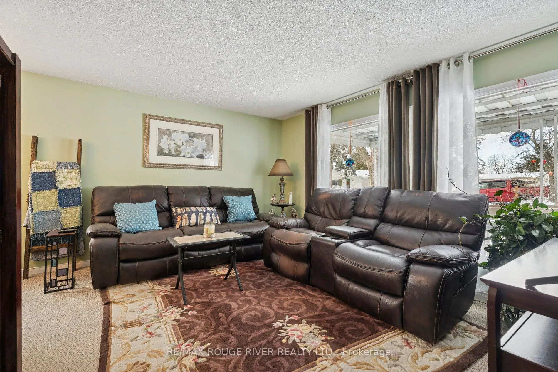 35 Hawthorne Drive