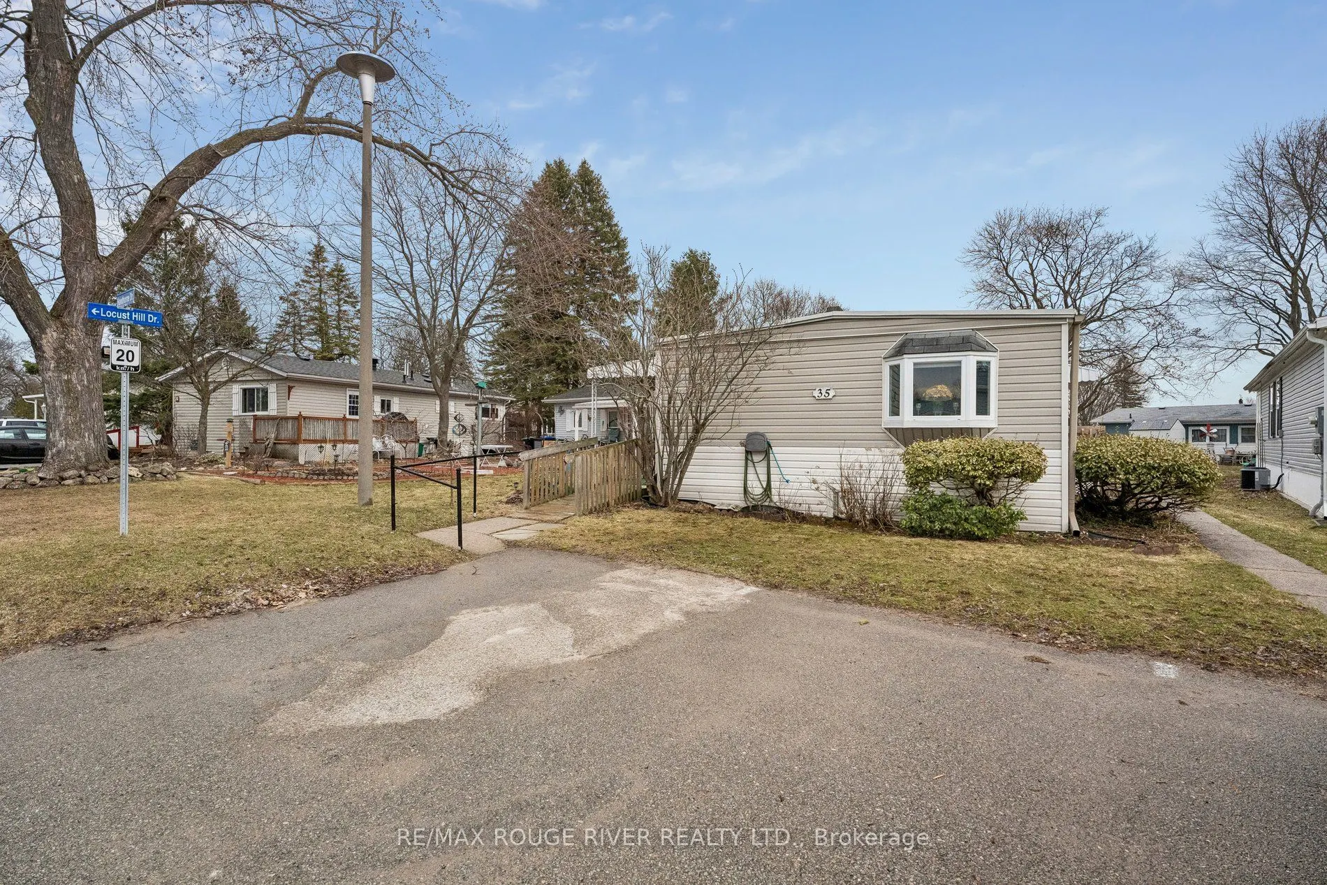 35 Hawthorne Drive
