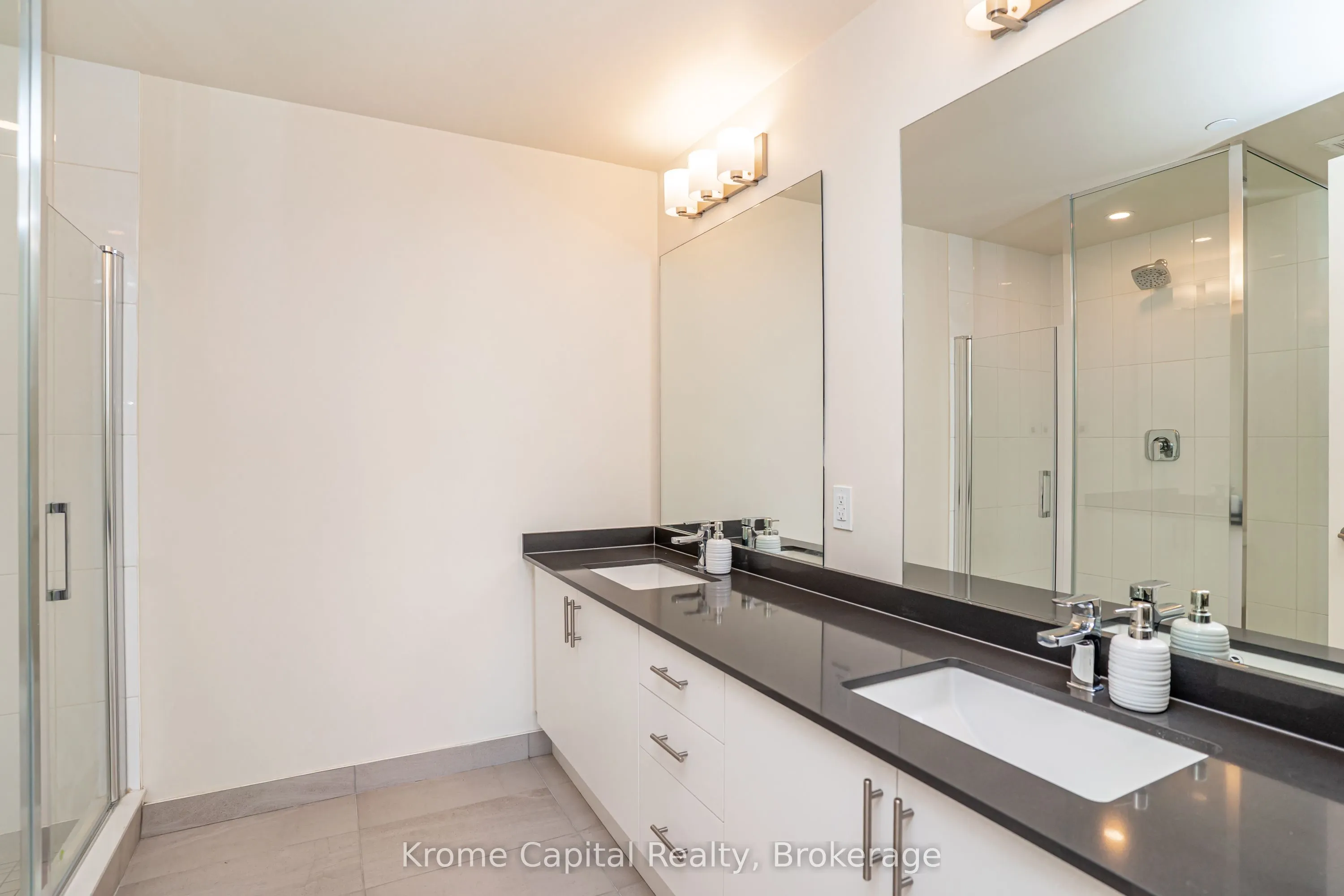 8960 Jane Street #314