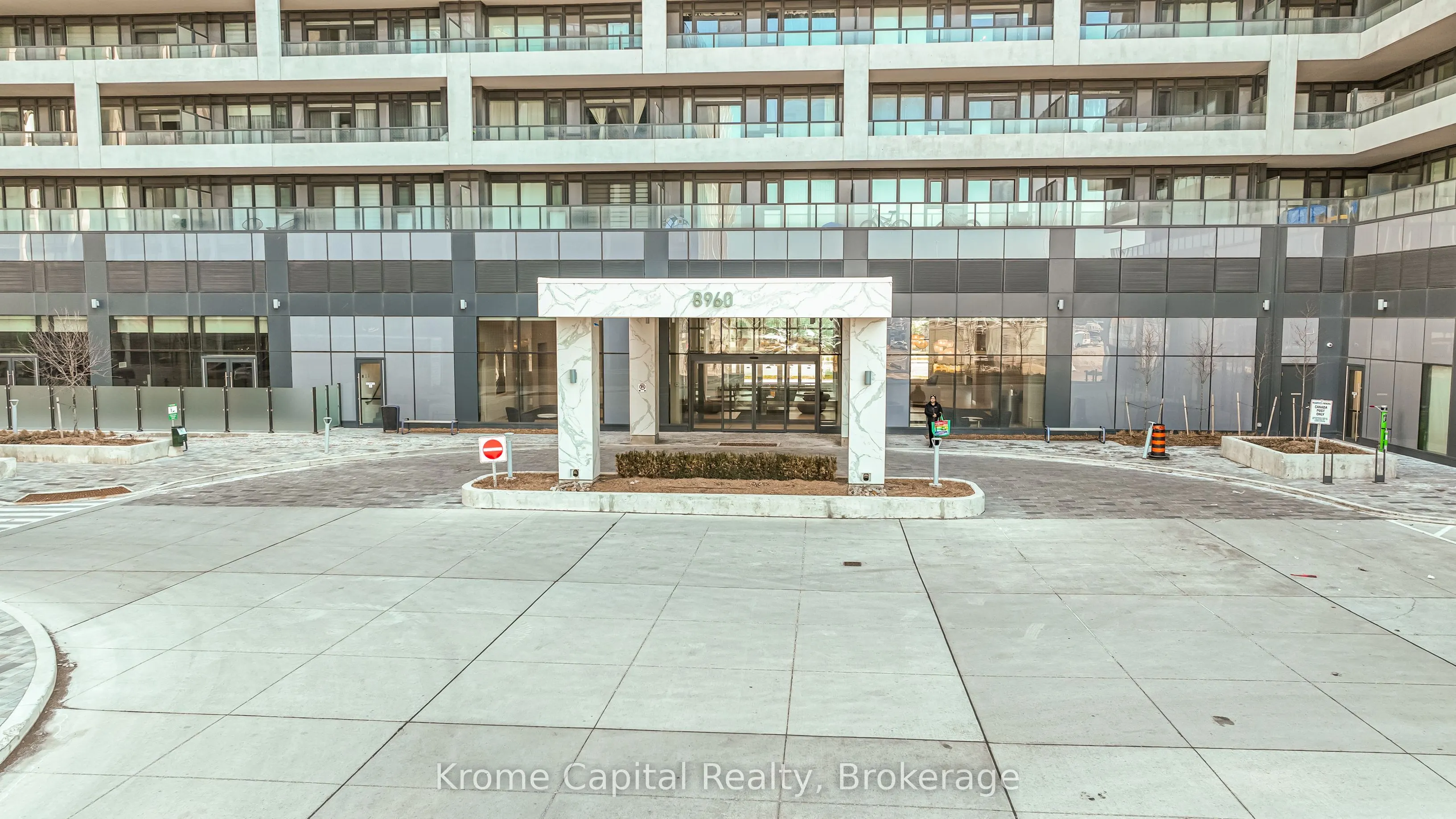 8960 Jane Street #314