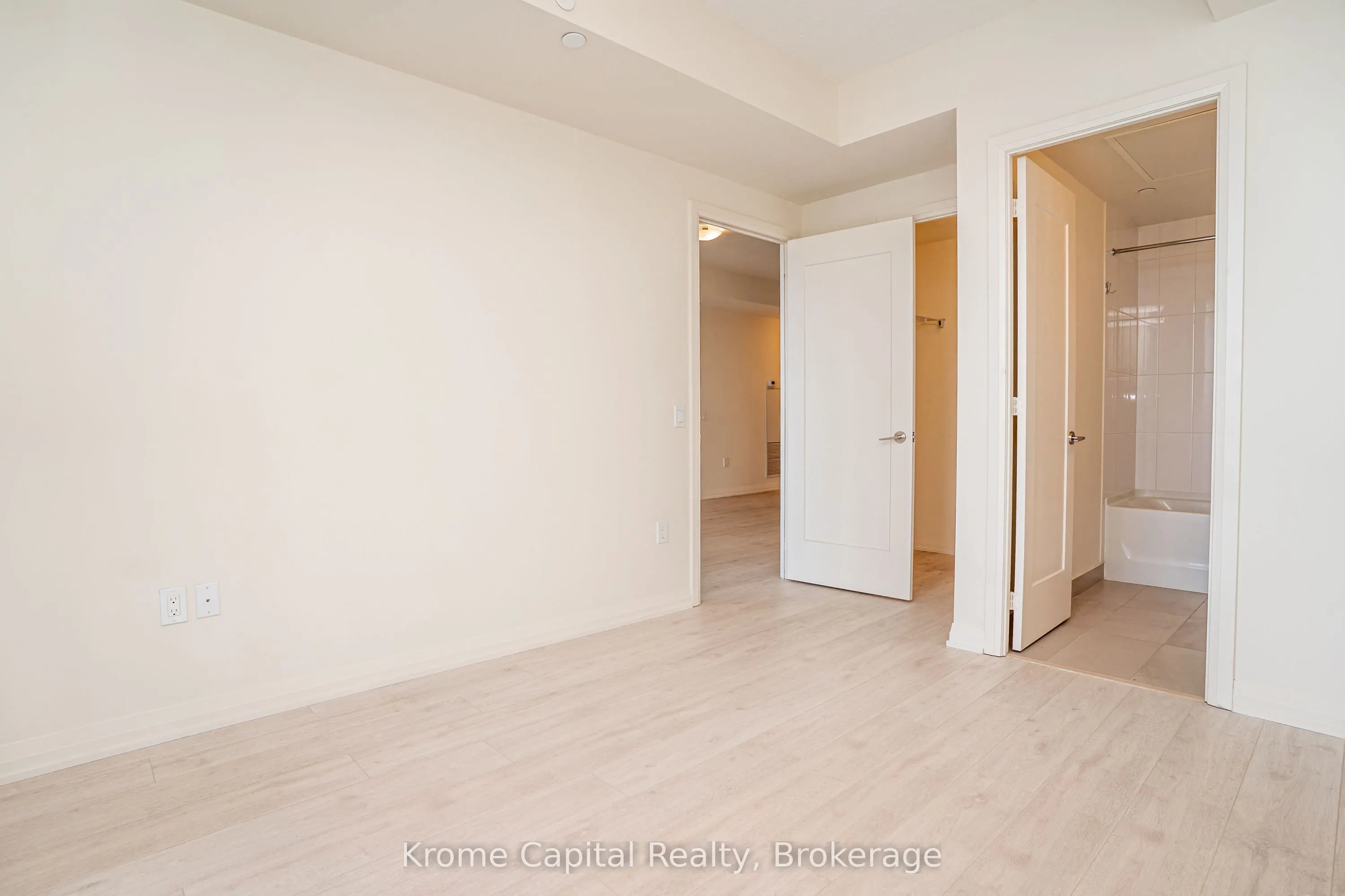 8960 Jane Street #314