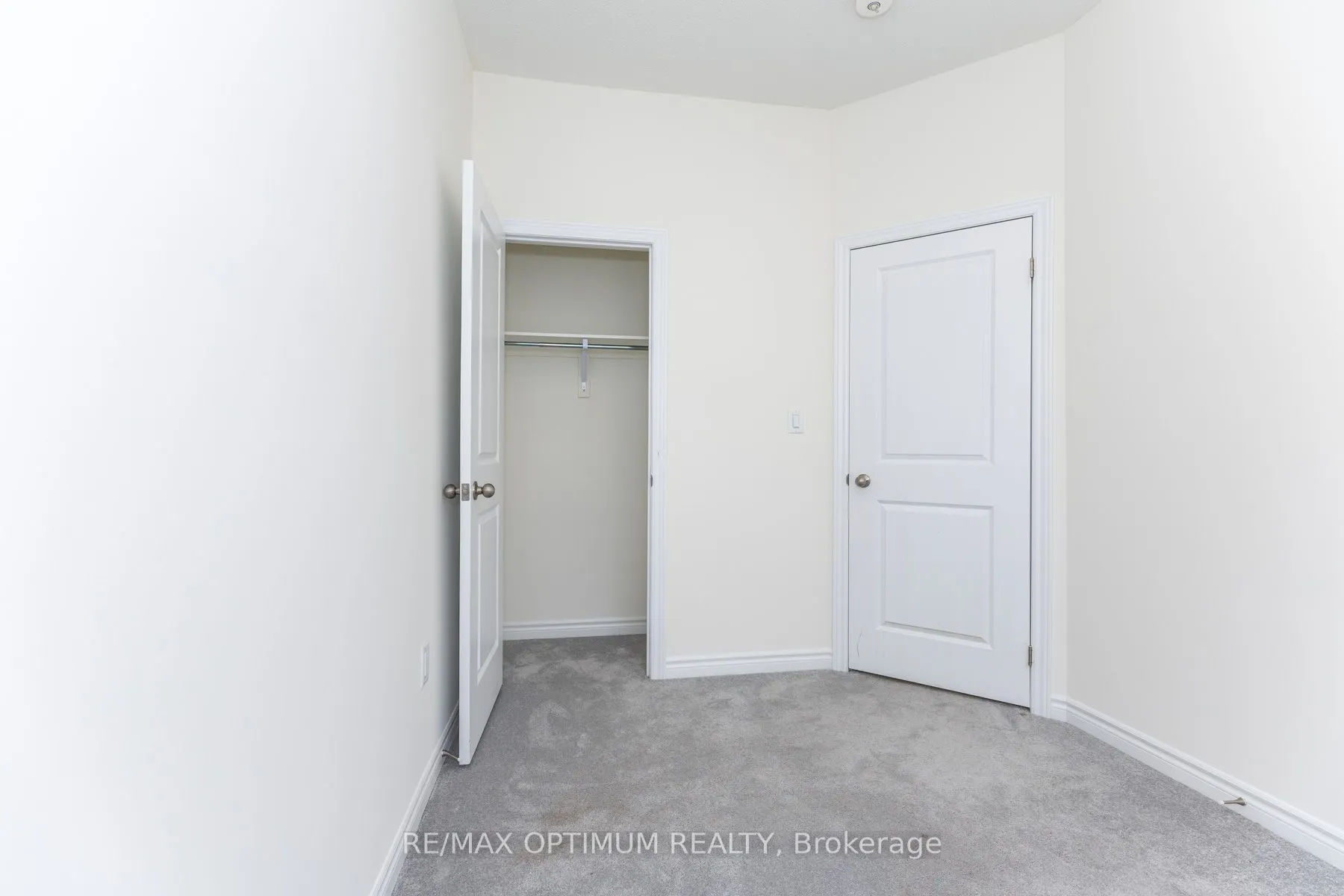 15 Gunton Street