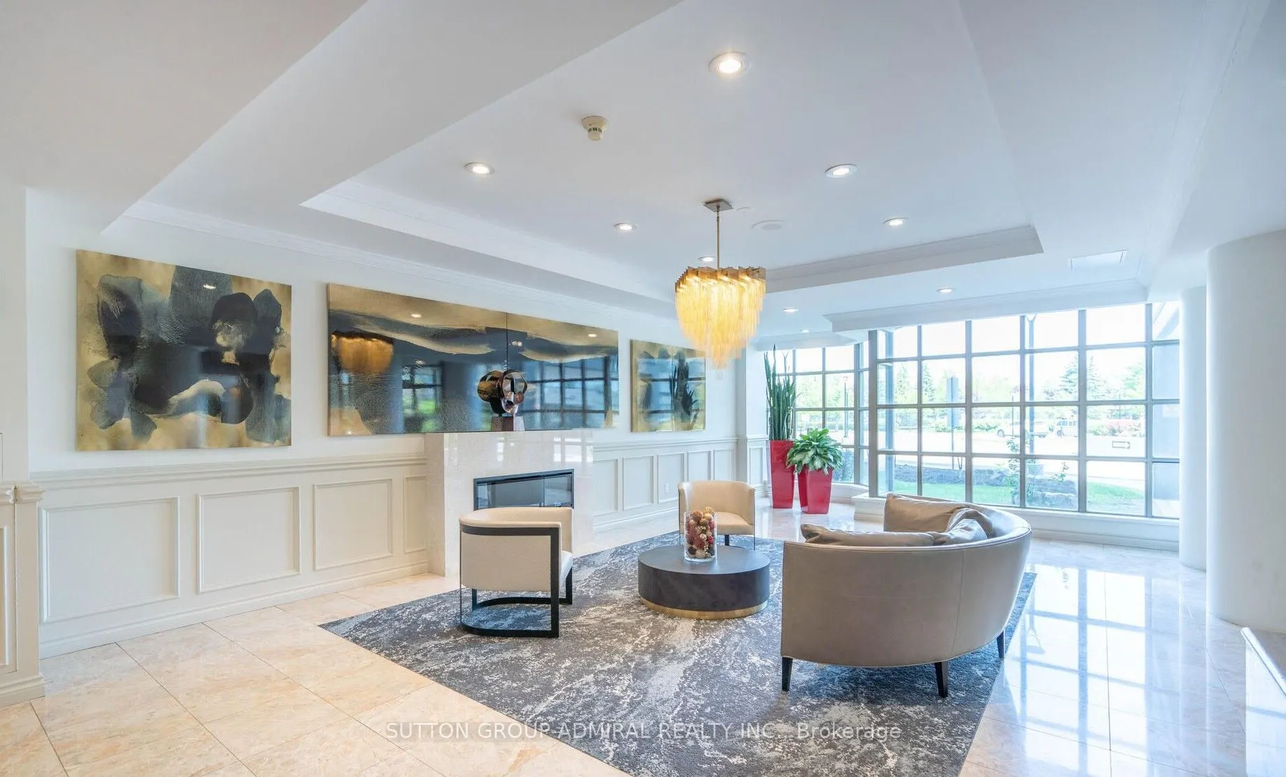 7 Townsgate Drive #604