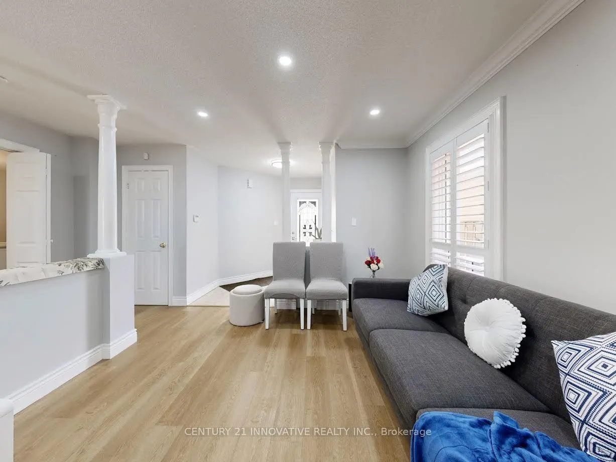 336 St Joan of Arc Avenue