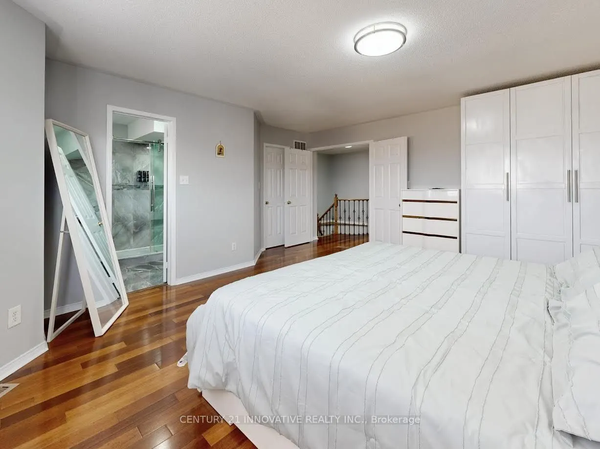 336 St Joan of Arc Avenue