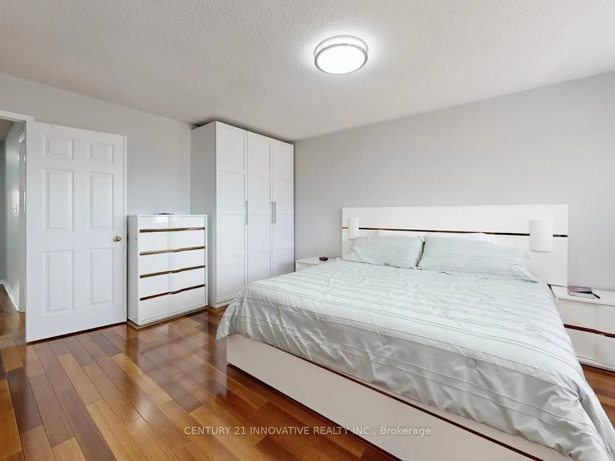 336 St Joan of Arc Avenue