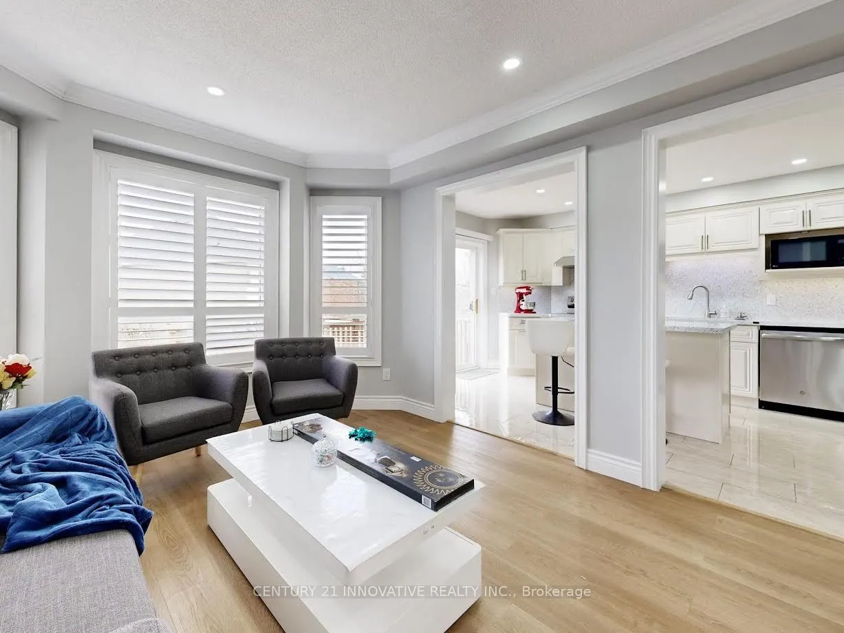 336 St Joan of Arc Avenue
