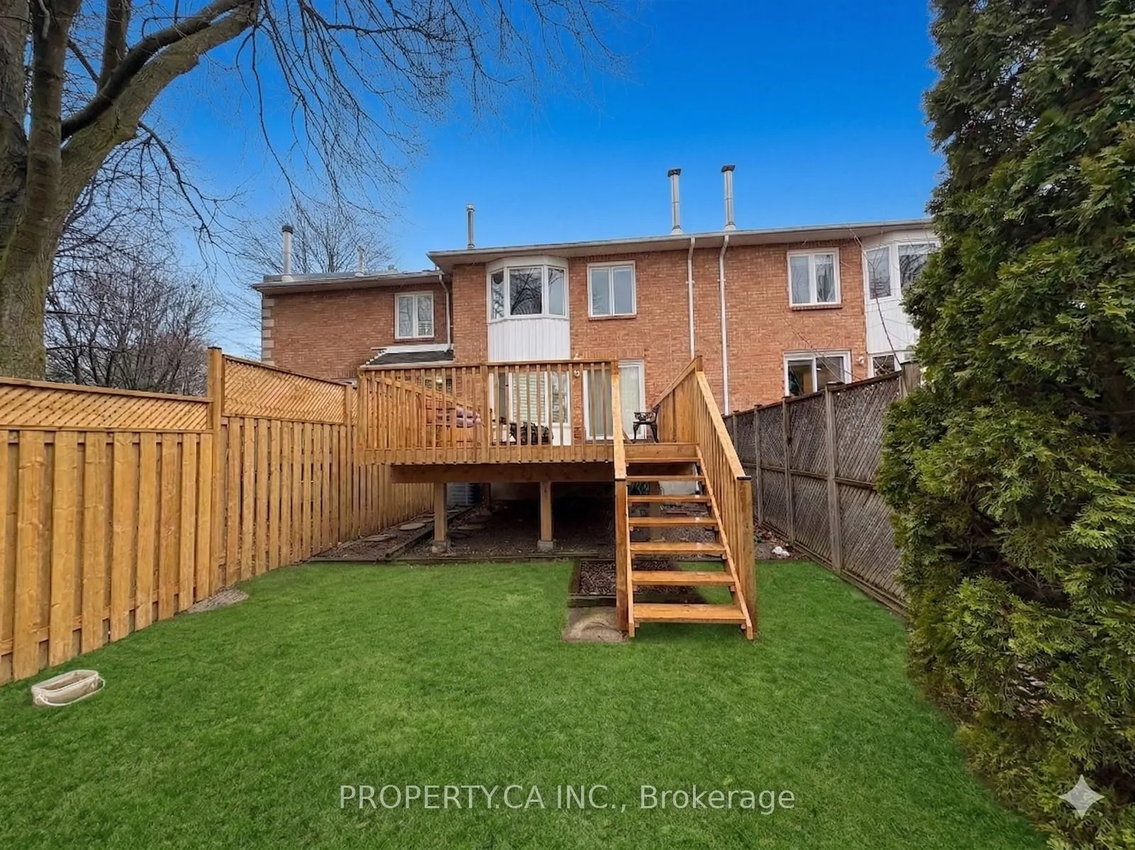 32 Brownstone Circle