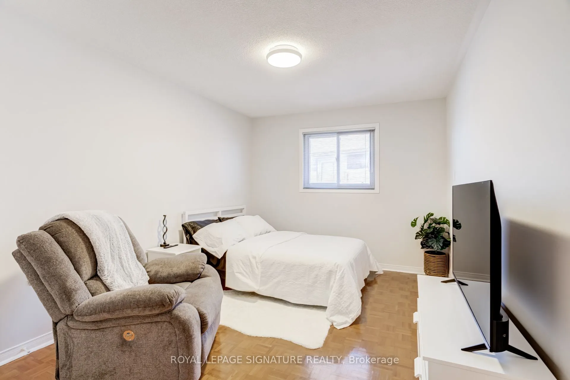 5 Longhouse Street