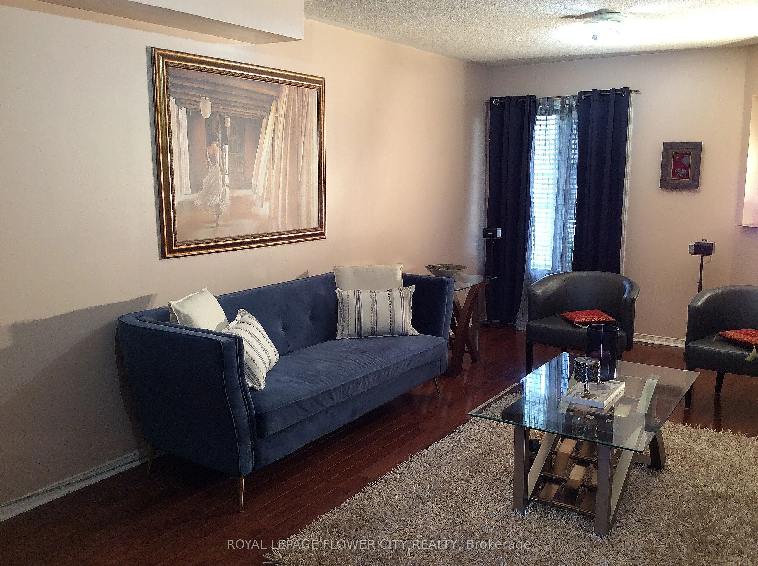 30 Condotti Drive