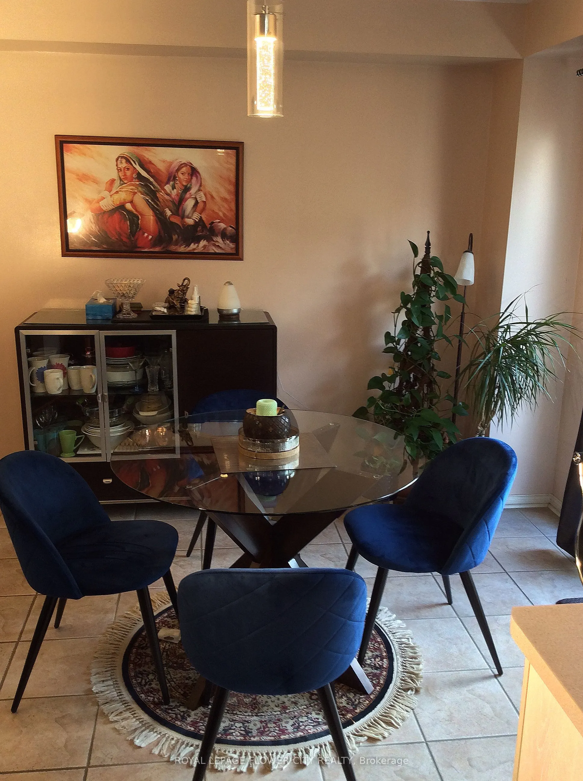 30 Condotti Drive