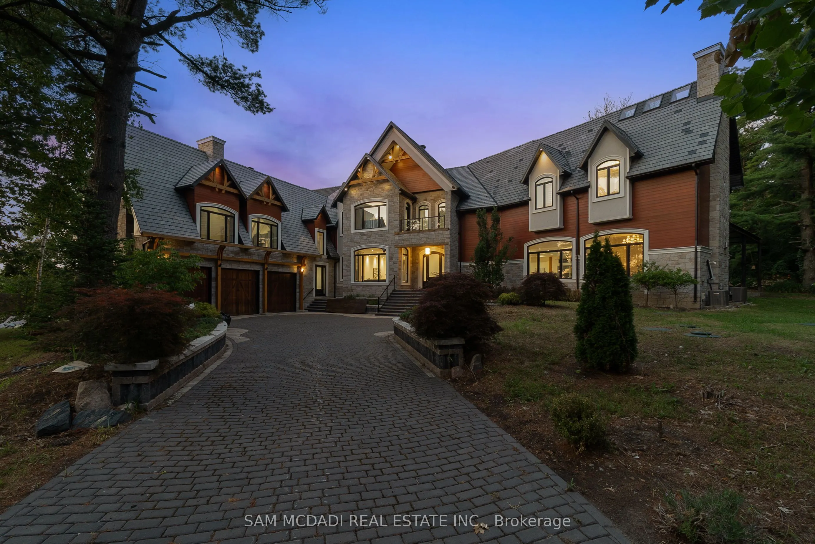 15 Glenview Heights Lane