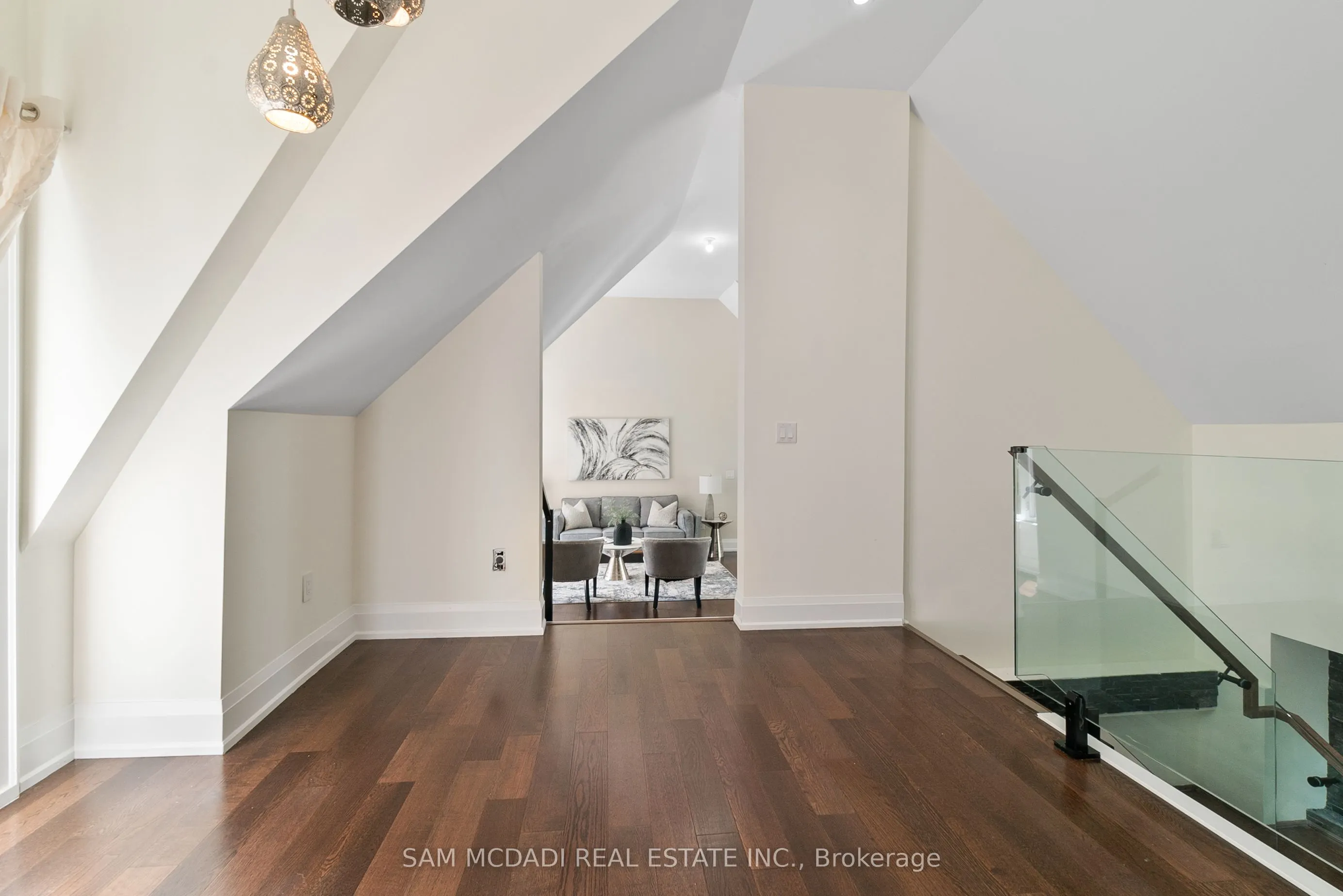 15 Glenview Heights Lane