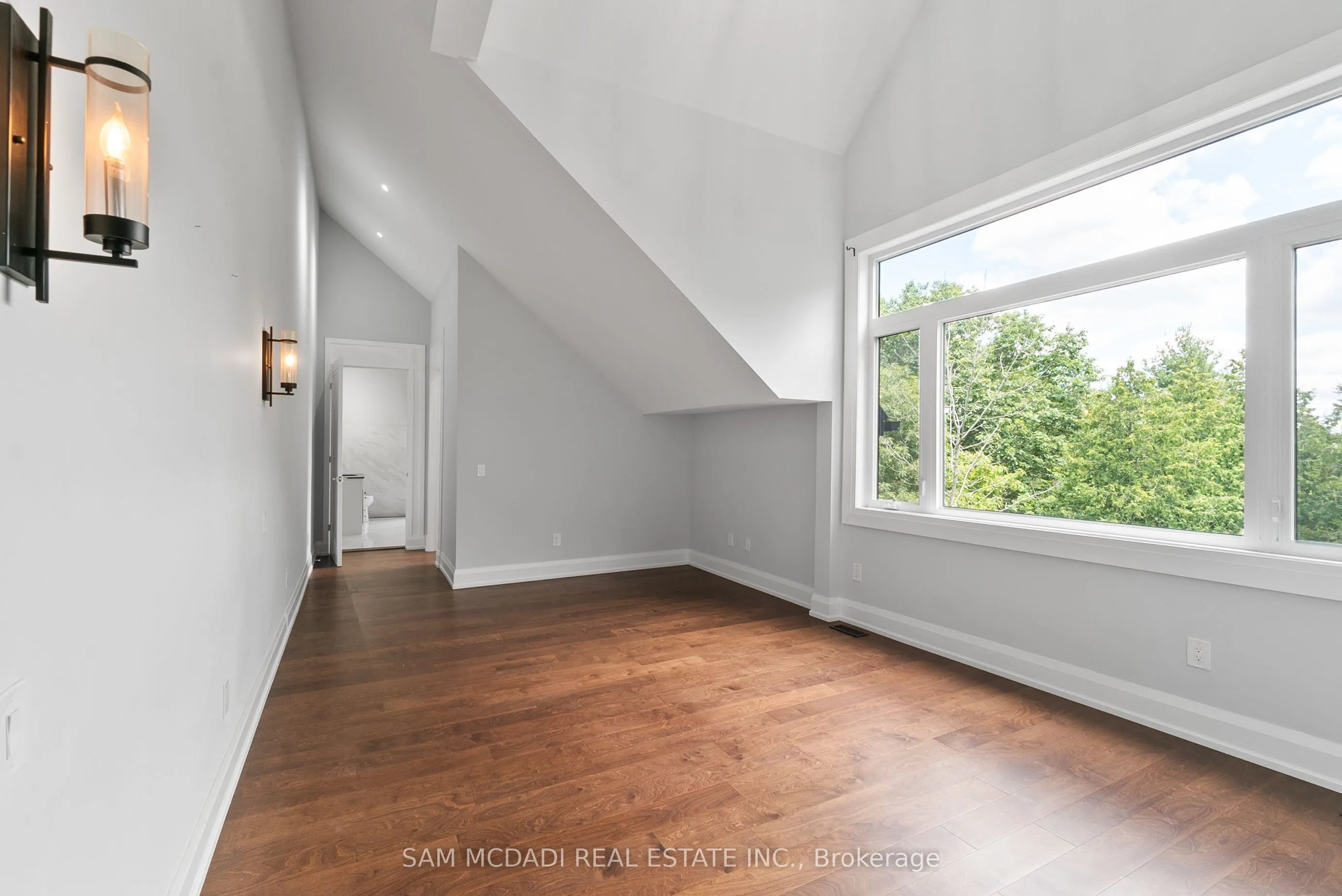 15 Glenview Heights Lane
