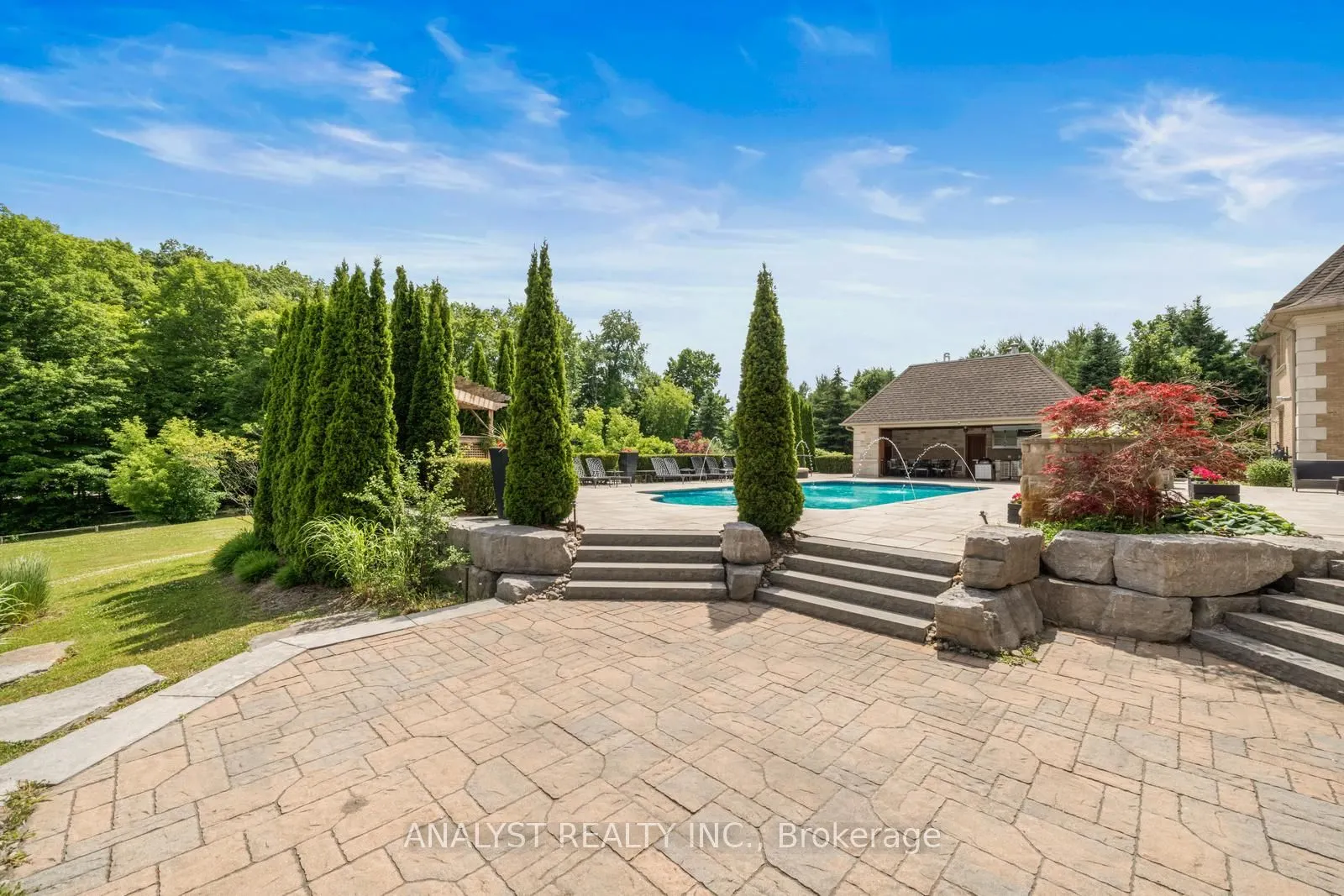86 Eden Vale Drive