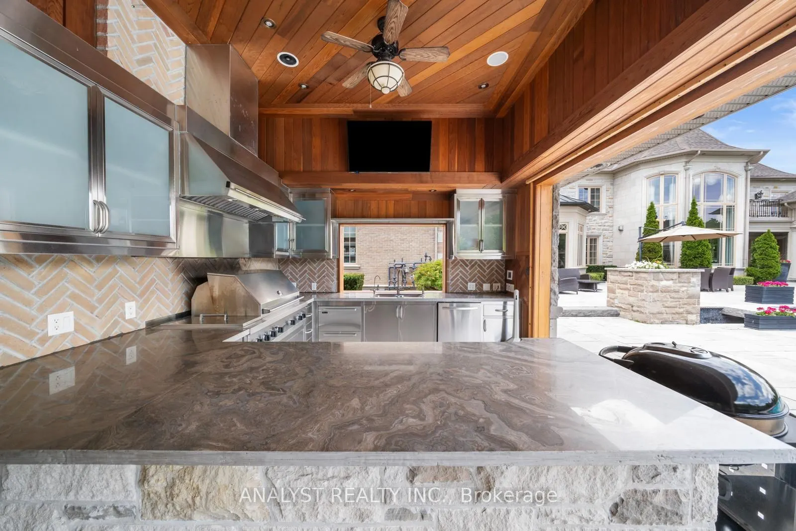 86 Eden Vale Drive
