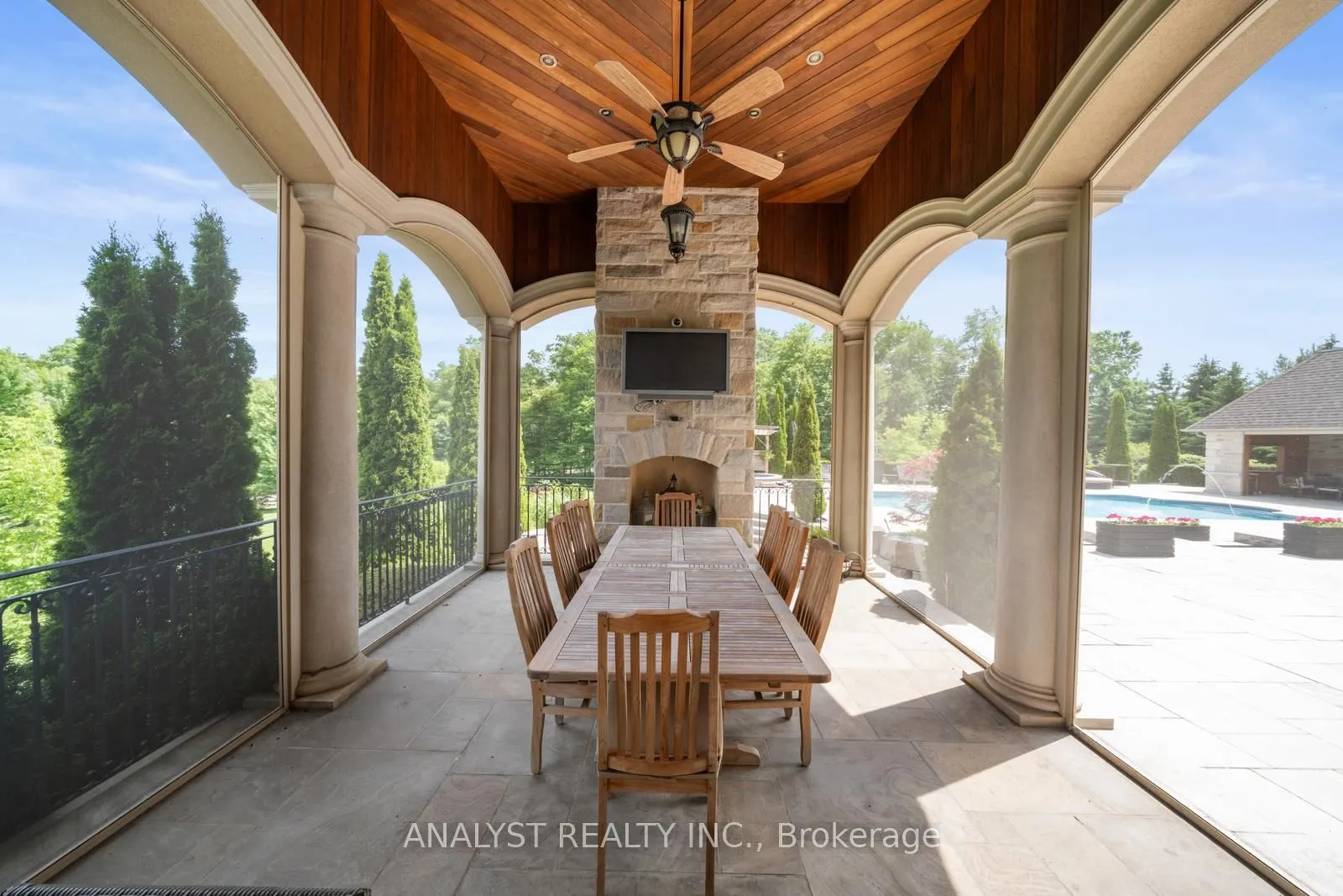86 Eden Vale Drive