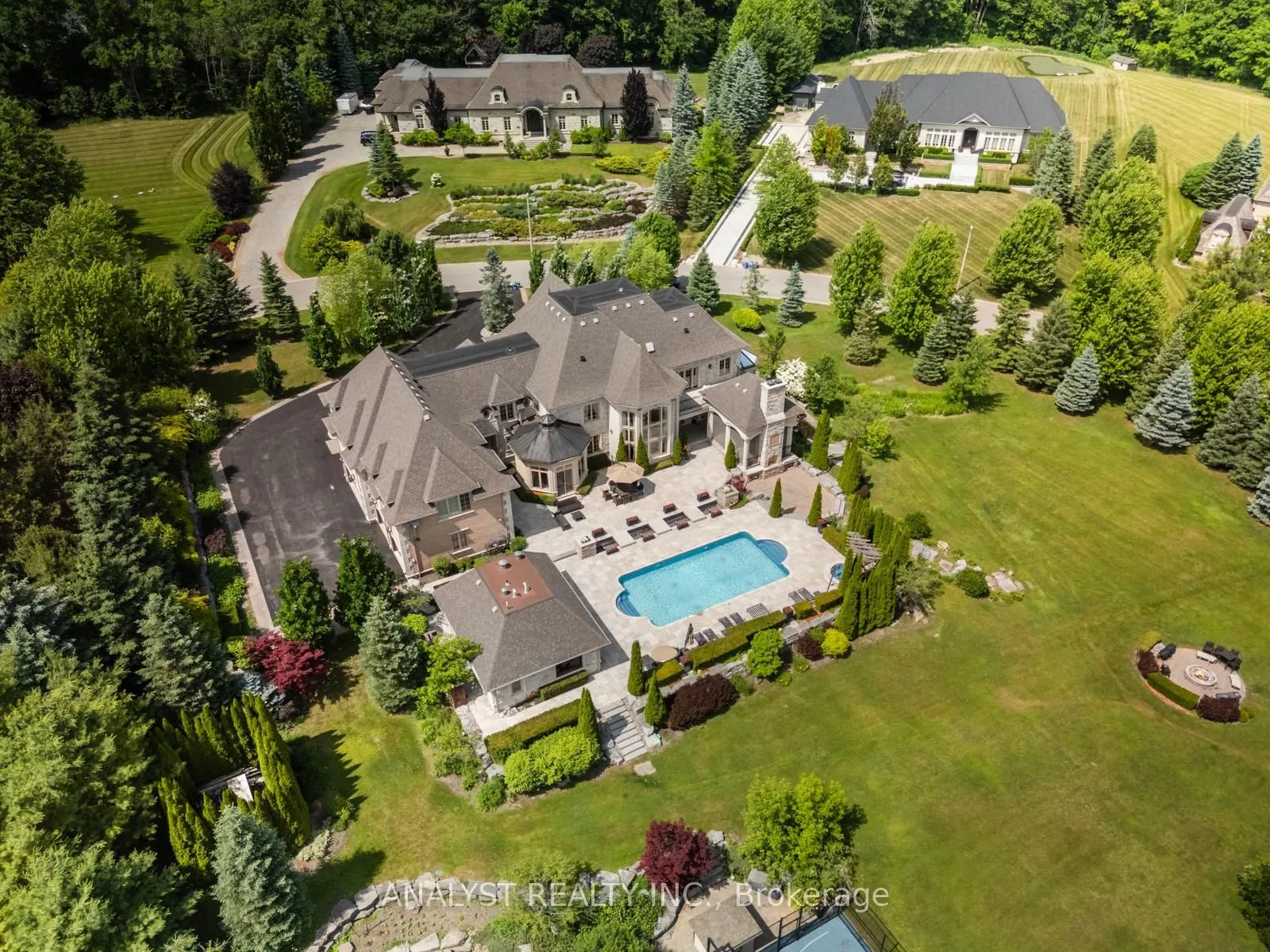 86 Eden Vale Drive
