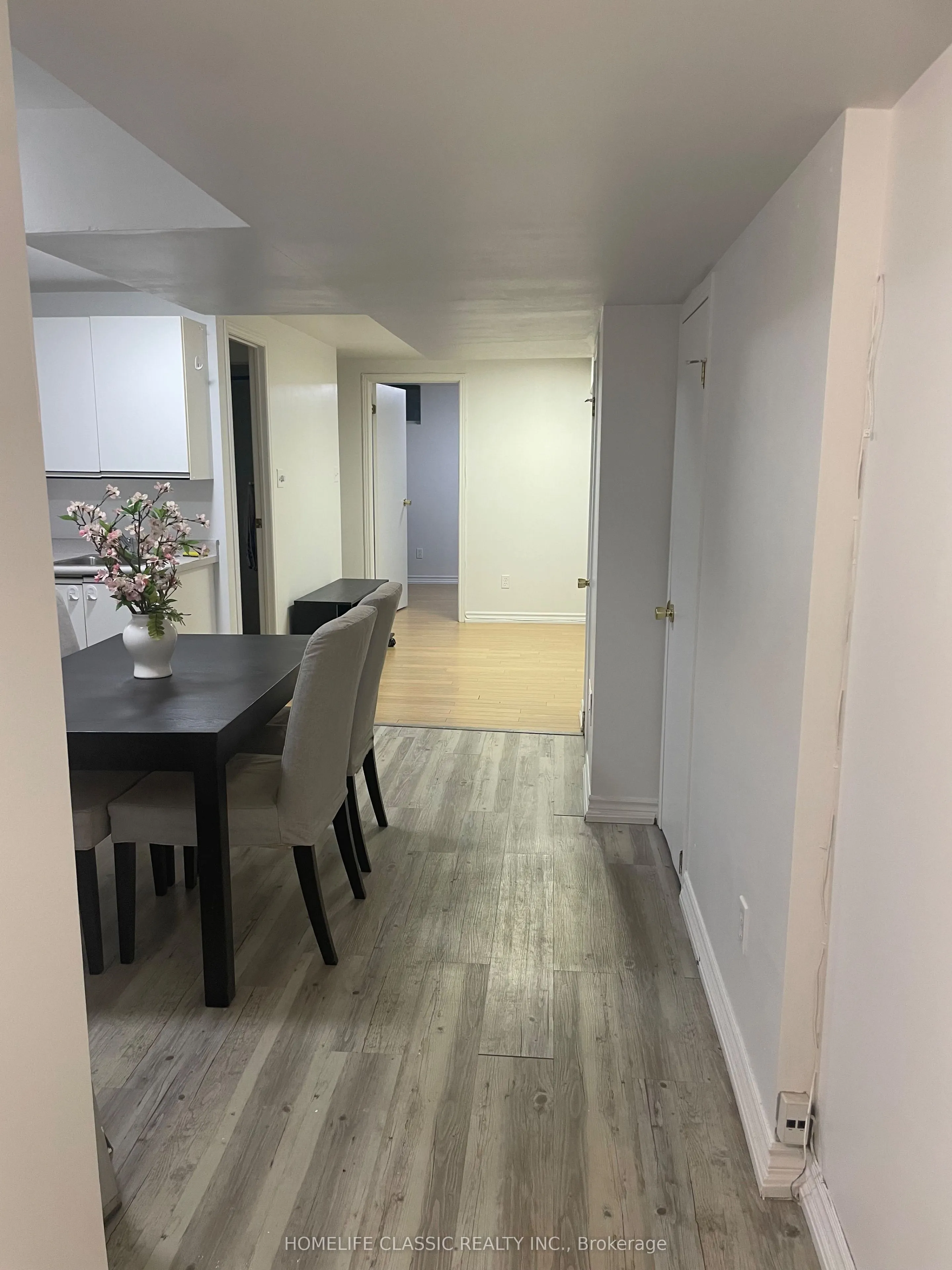 102 Church Street S #lower