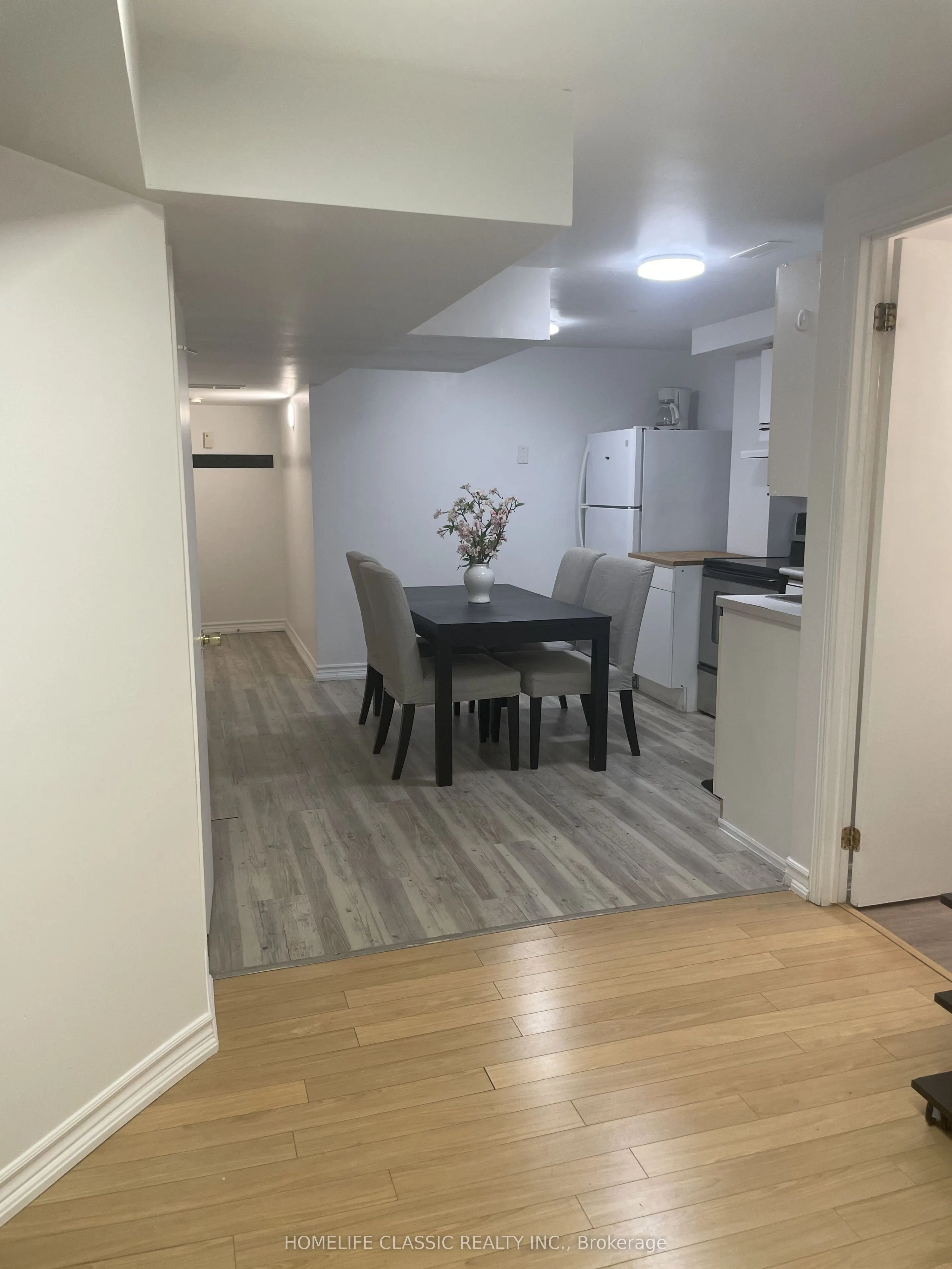 102 Church Street S #lower