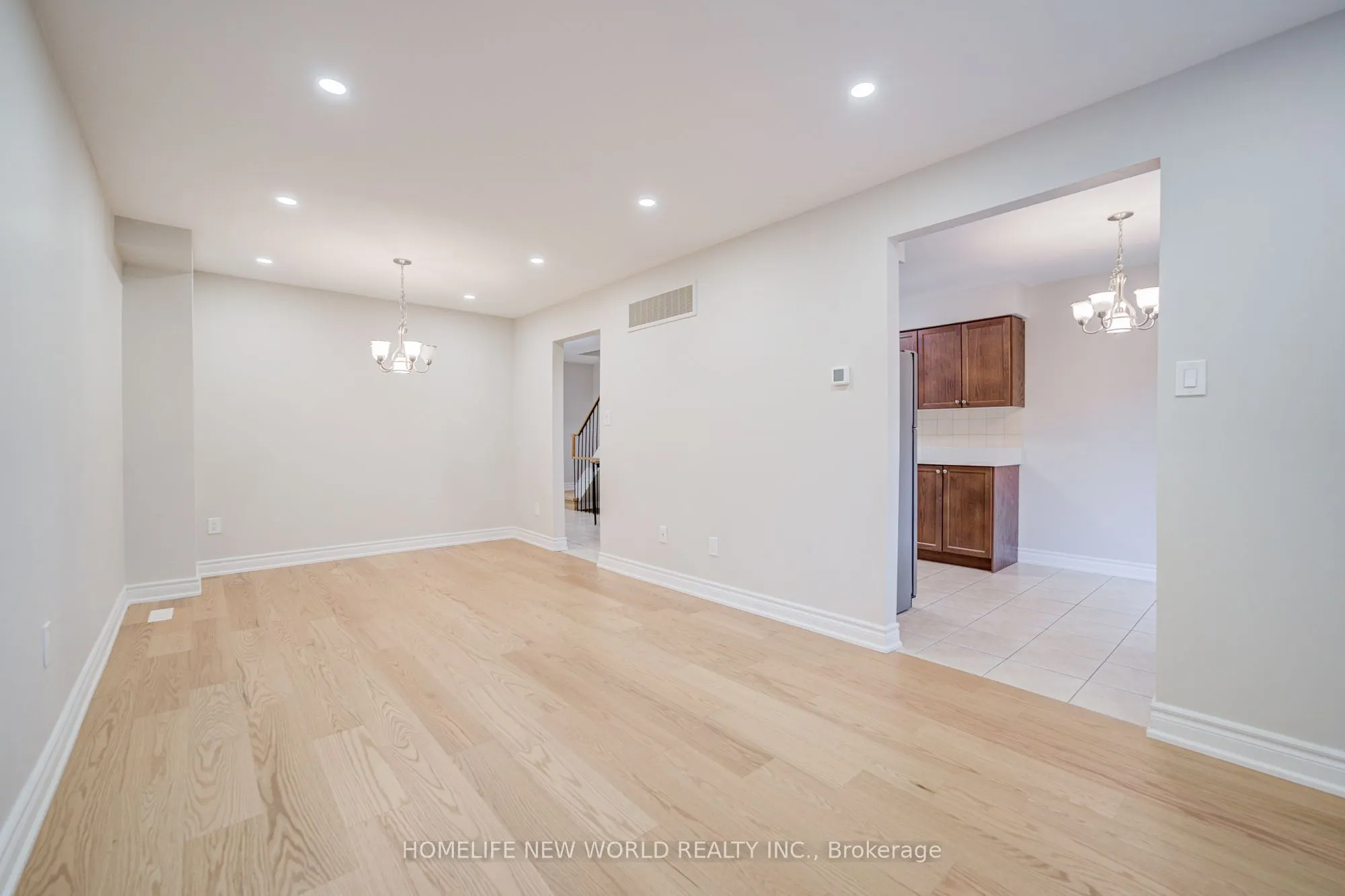 29 New Havens Way #35