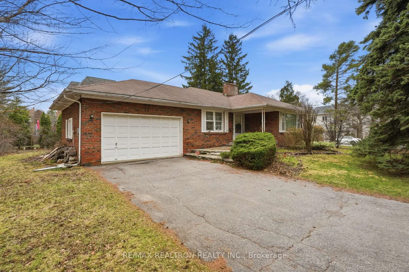 17 Denham Drive