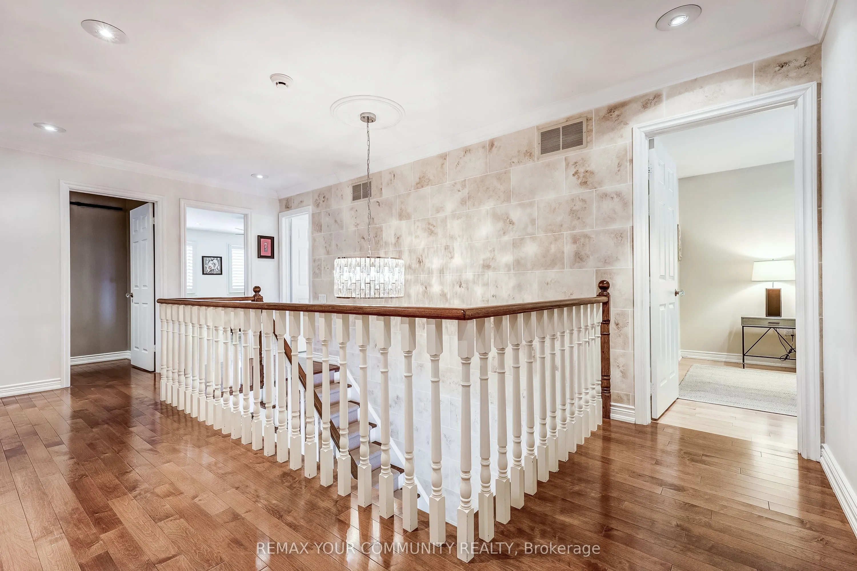 30 Deanbank Drive