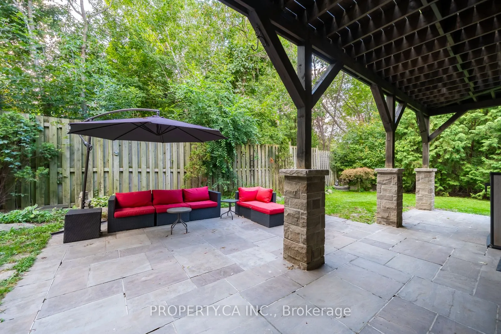 176 Pleasant Boulevard