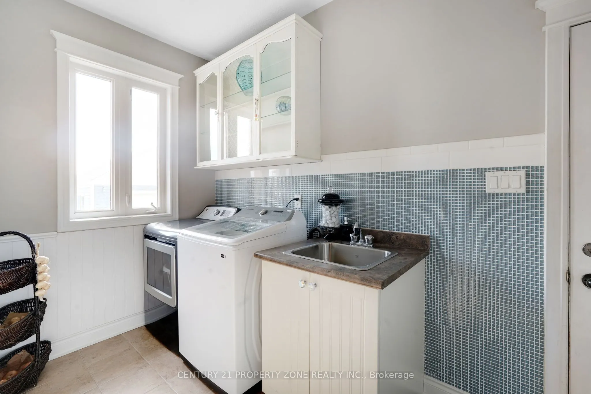 2 Harry Parker Place