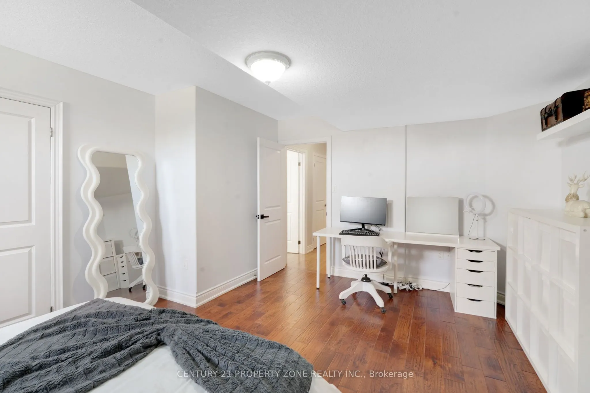 2 Harry Parker Place