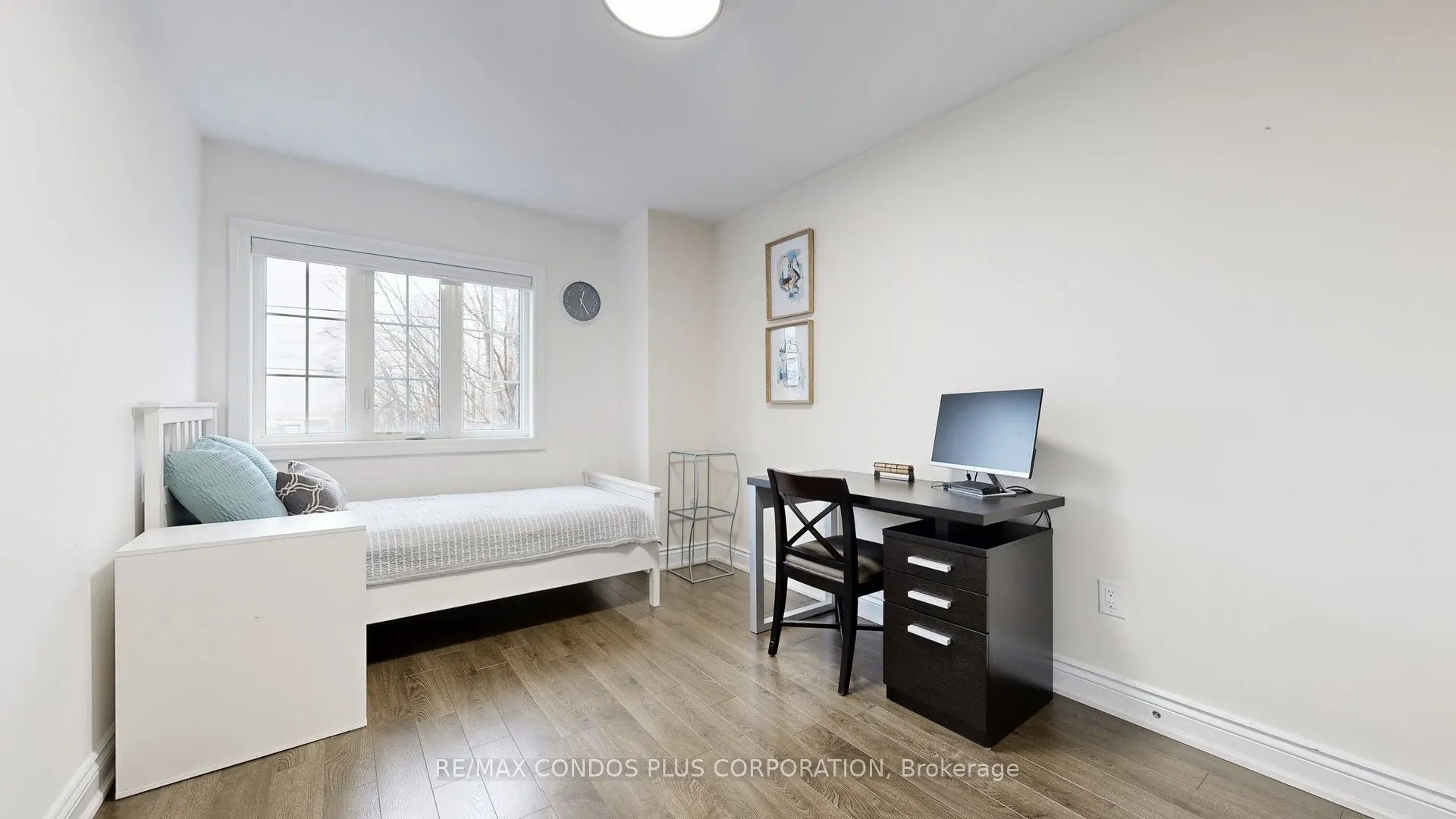 8777 Dufferin Street #22